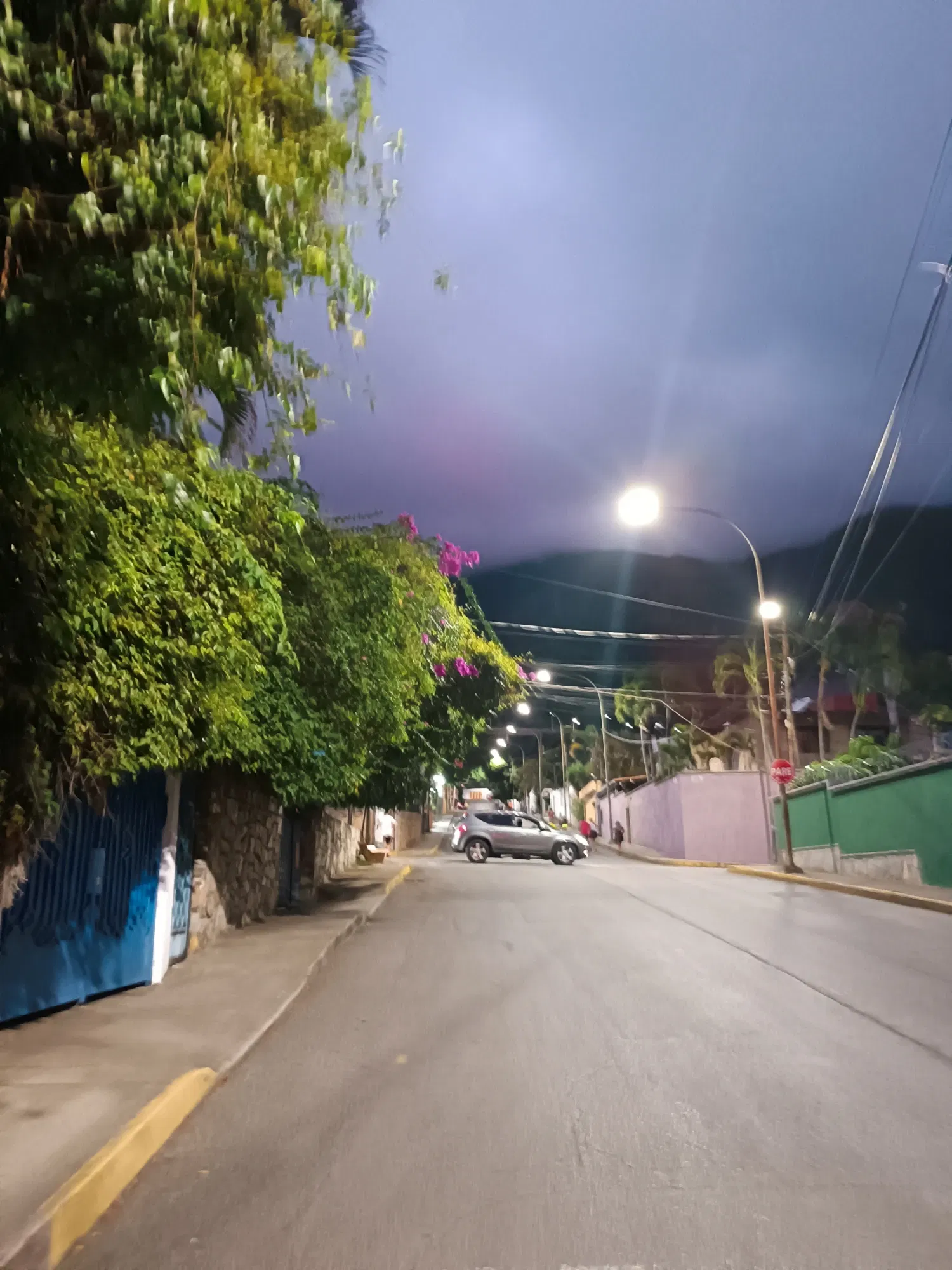 17pJMhAq8baAQ5Bt_1000302923.webp