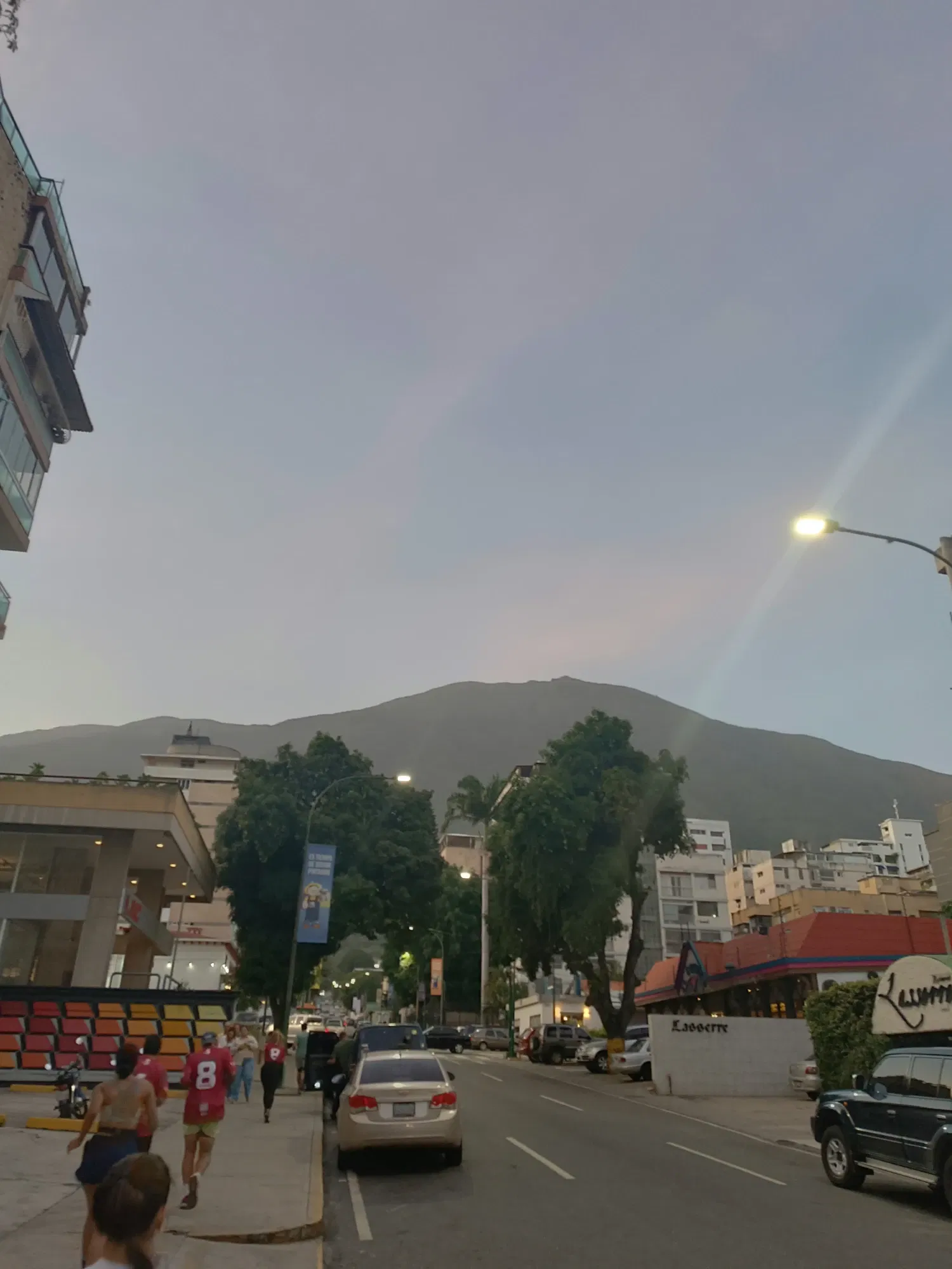 gtQnaUAZnlbcWvL5_1000265154.webp