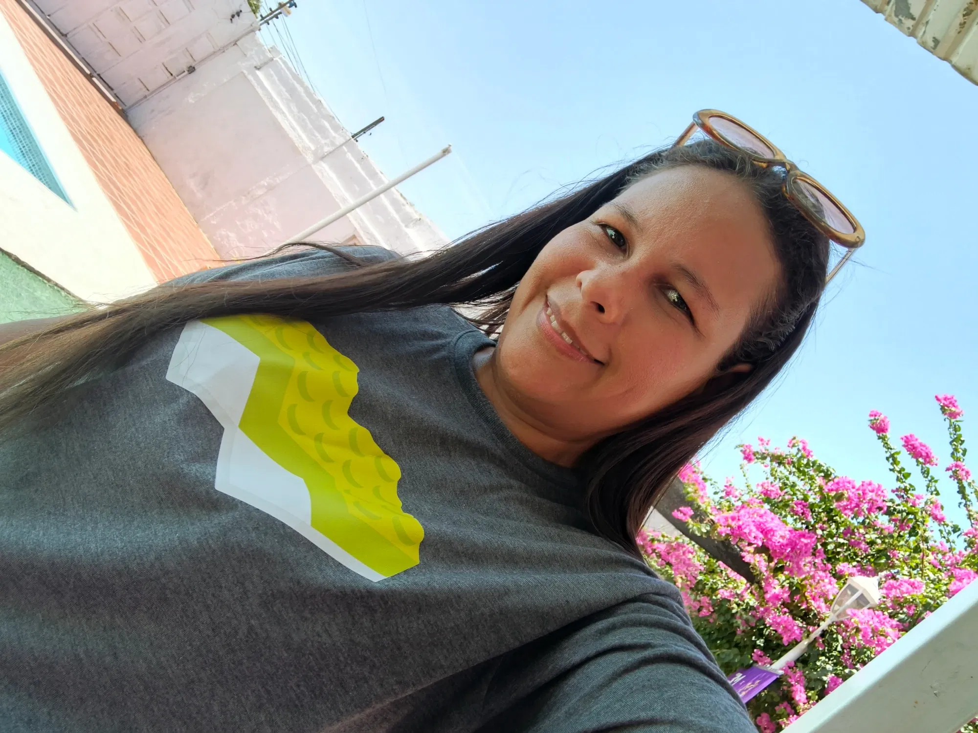 HKSYPqg6Dvmu9VEY_1000210640.webp