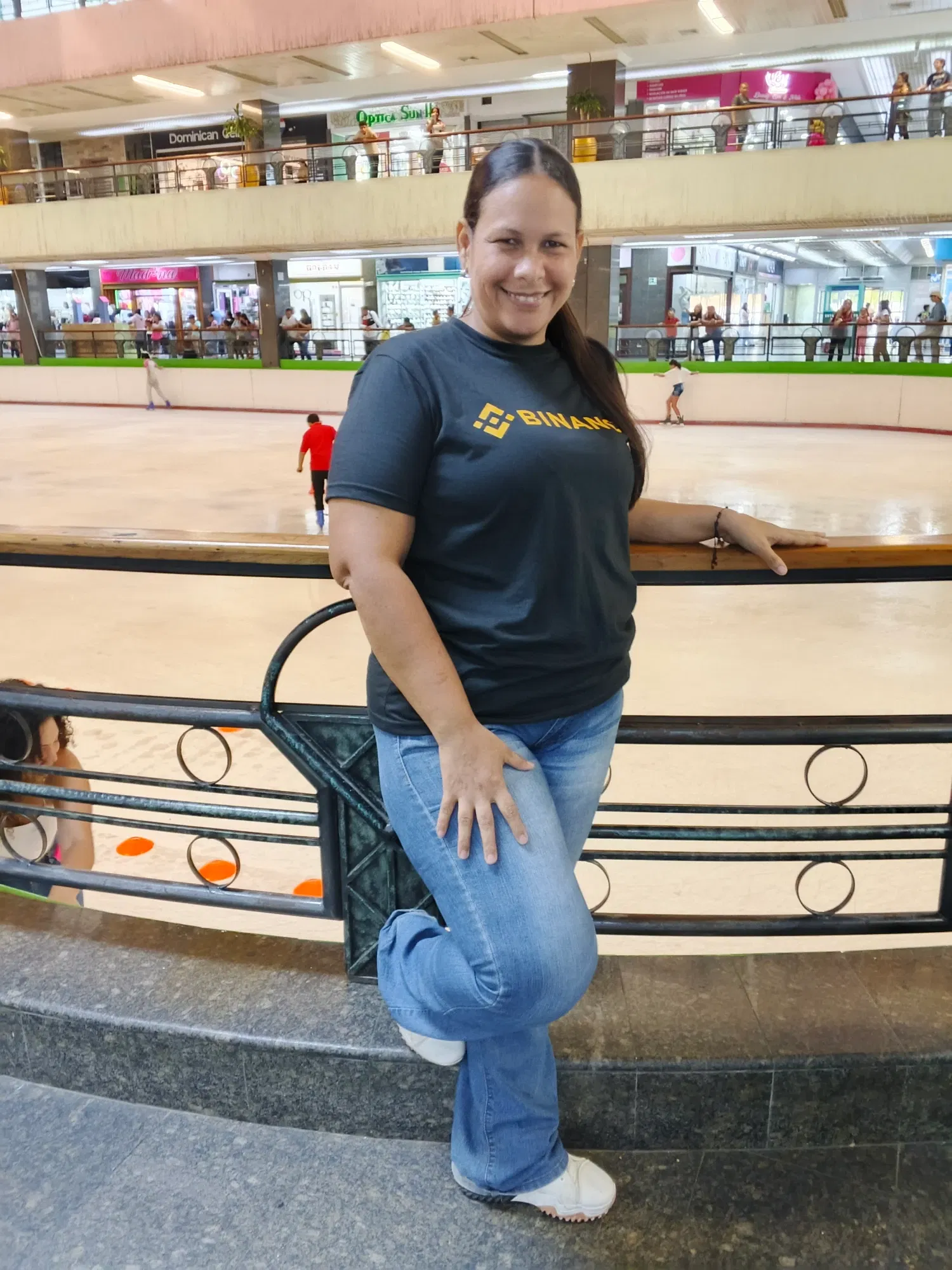 ZZSNYsEHW4rTdjEz_1000228934.webp