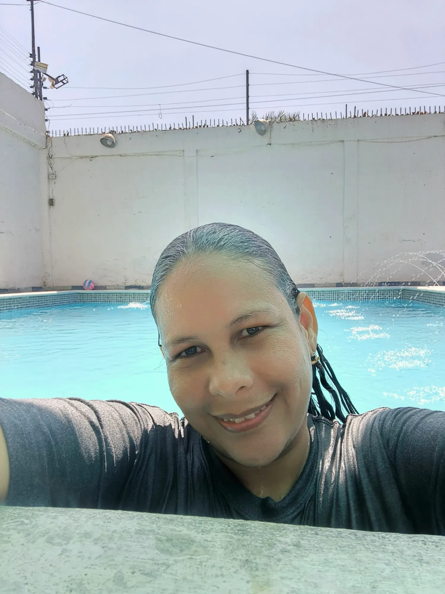 dbQRIkQ2MdbEovrl_1000210646.webp