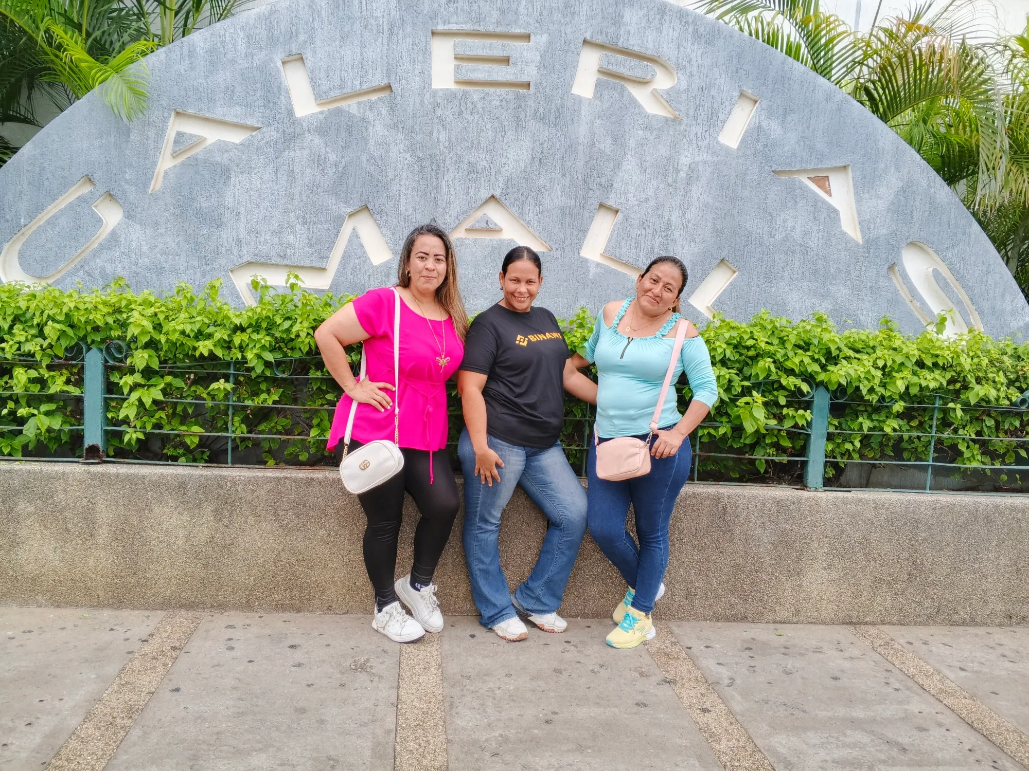 m3v9wE5xfyEFWGRa_1000226176.webp