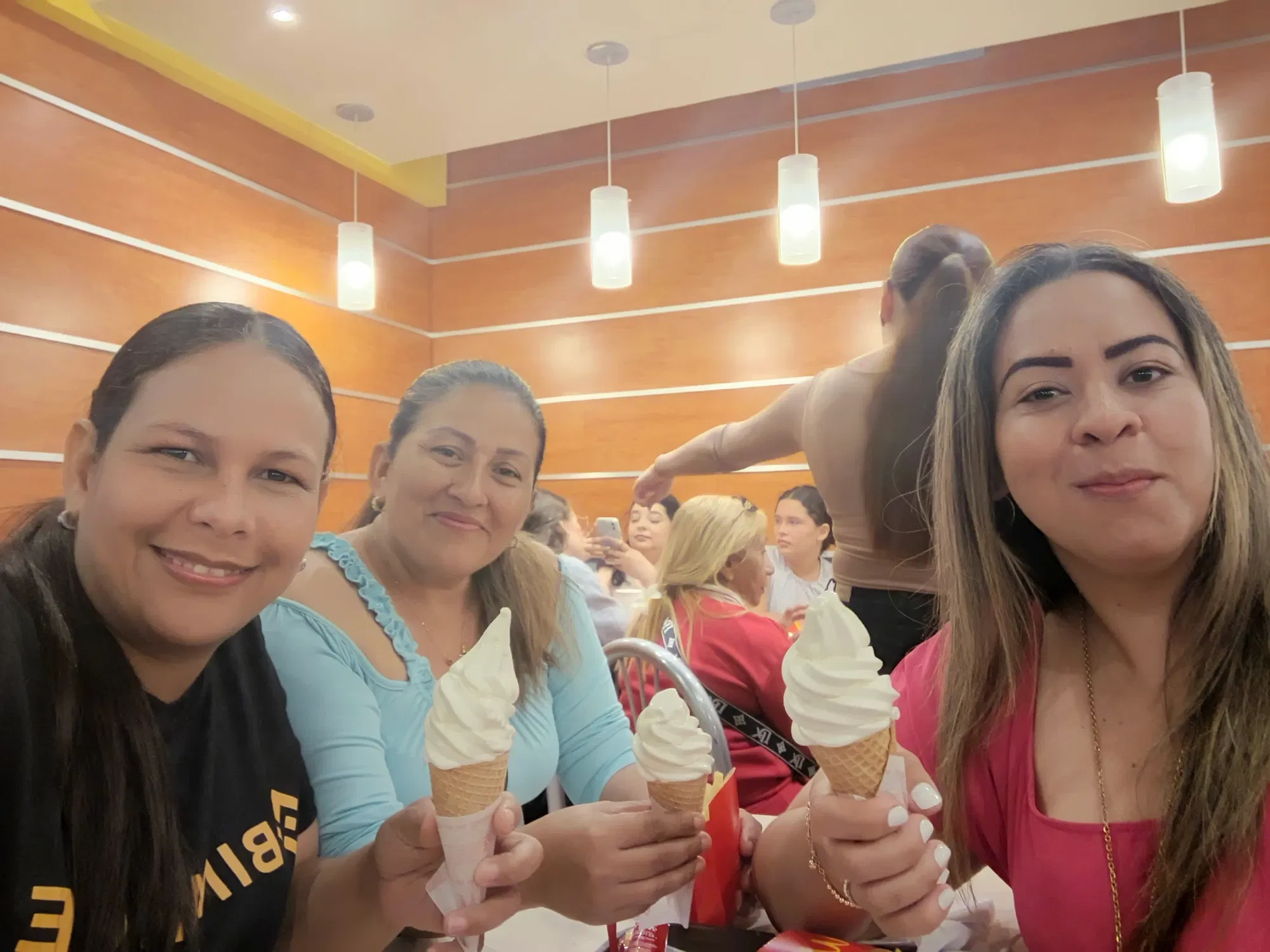 n1bQVgXPFnF9V1Qy_1000234228.webp