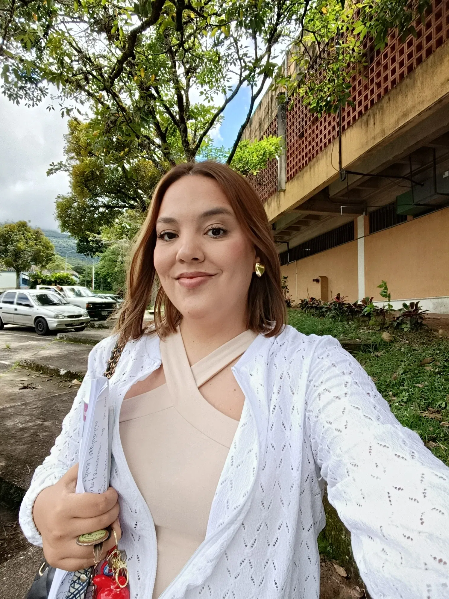 r7UxOyRITJAvMKsC_1000126187.webp