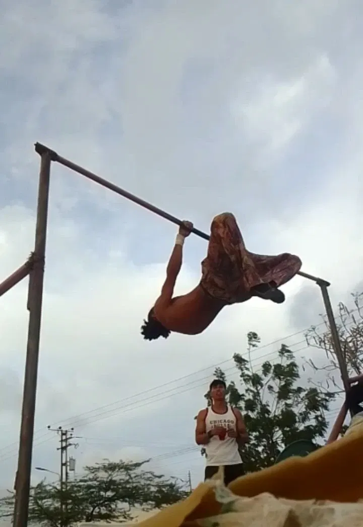 jUaVj09RiR5StSYQ_Screenshot_20250617-094814.webp