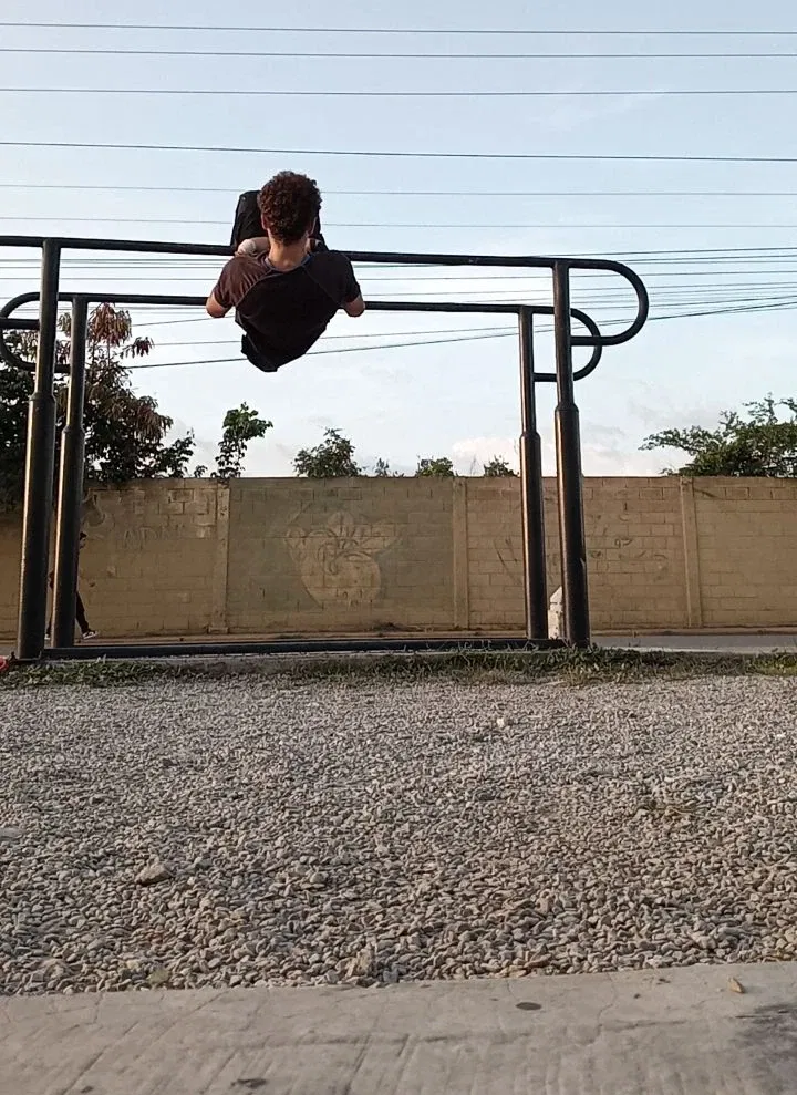 WRRqlmjmXsZuN6hj_10000…
Payout: 0.000 HBDMi entrenamiento de front lever 🙌🏻🙌🏻🫂
2025-07-18 01:02<liketuimages> <center> ![3cYTT9BhBjLaB18d_1000026296.webp