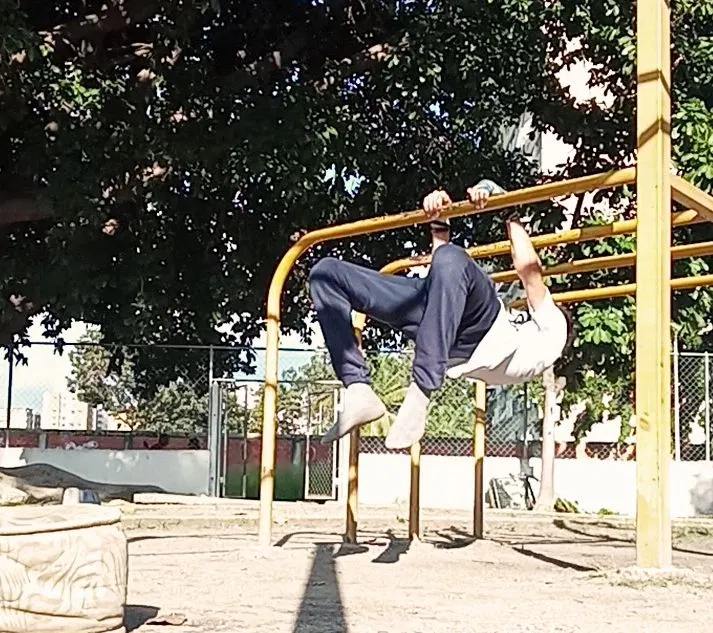 NL0Jdjw2Zjo4Qkix_1000056503.jpg
