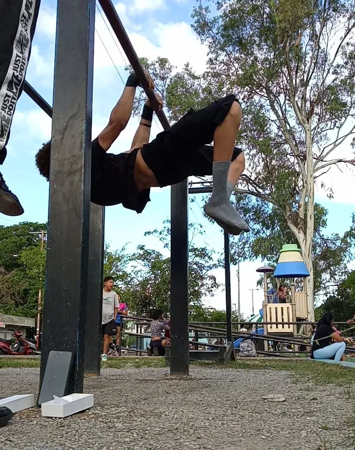 LhF42PmjXyHqubJ9_10000…
Payout: 0.000 HBDMi entrenamiento de front lever 🙌🏻🙌🏻🫂
2025-07-26 02:35<liketuimages> <center> ![jpr0QXno6KLYGgfC_1000035508.jpg