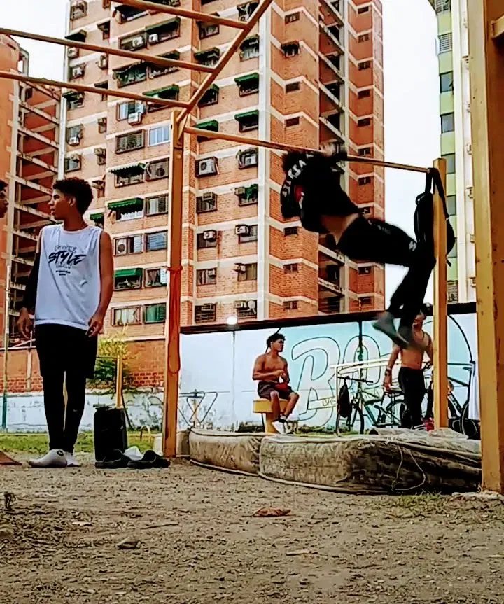 ktqtcUiXIznuPxpK_1000052833.webp