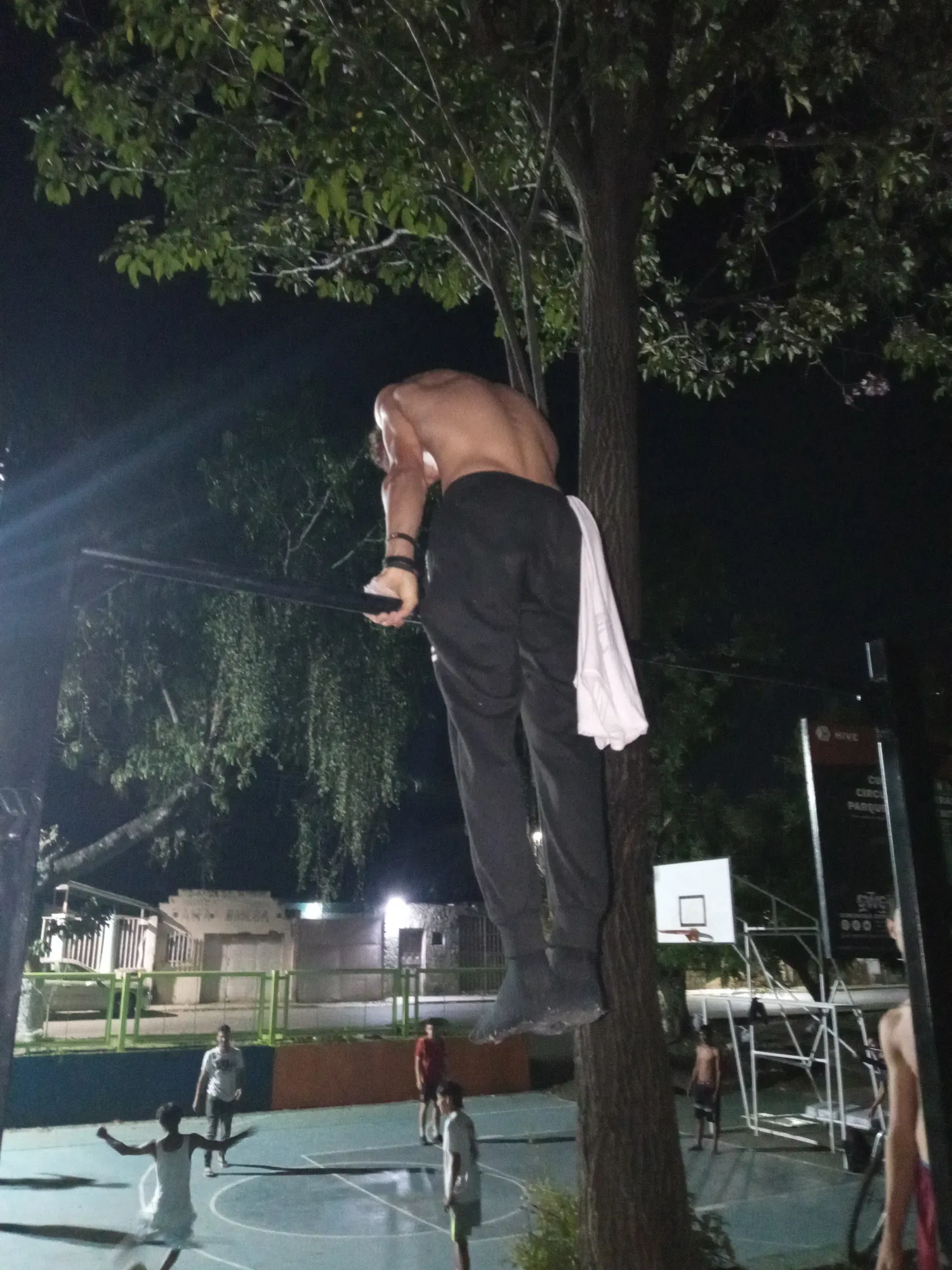 upkHkybjqGWdkLDI_1000105133.jpg