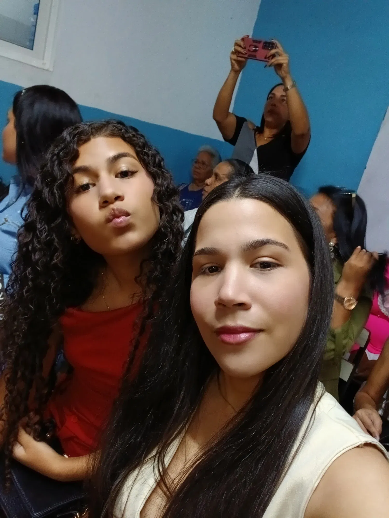 DuvuAlSViphdi1Ot_1000059501.webp