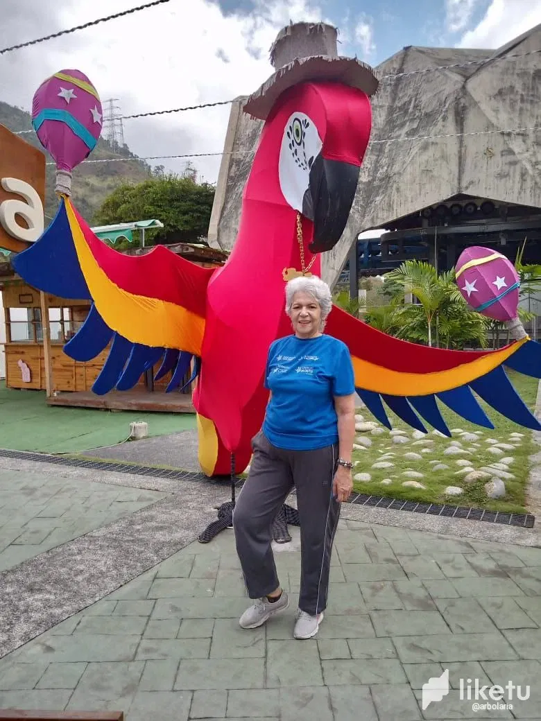 Story of a few pictures in my favorite walk