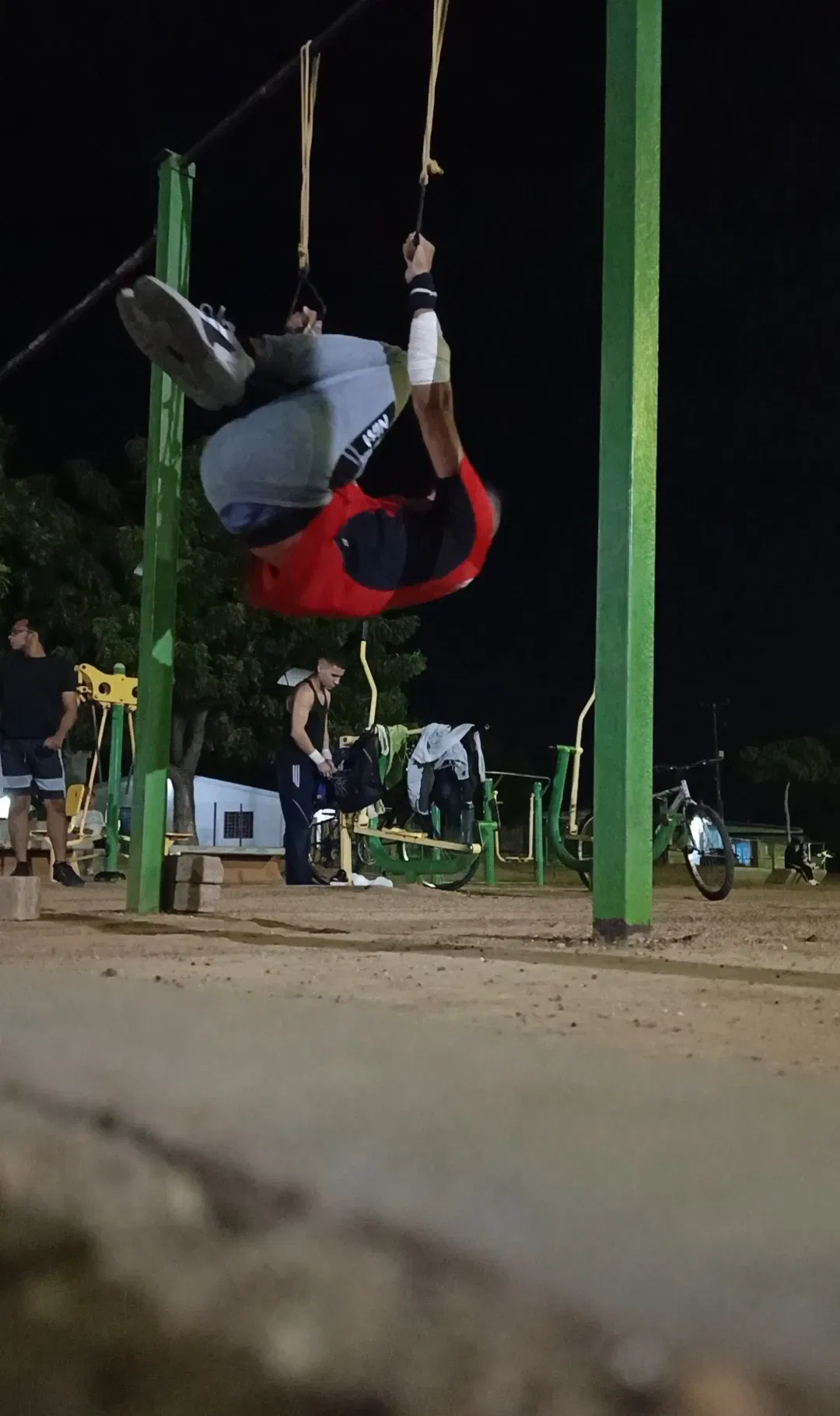 KsYigLBcv1Dsj2Vk_1759286835335.webp