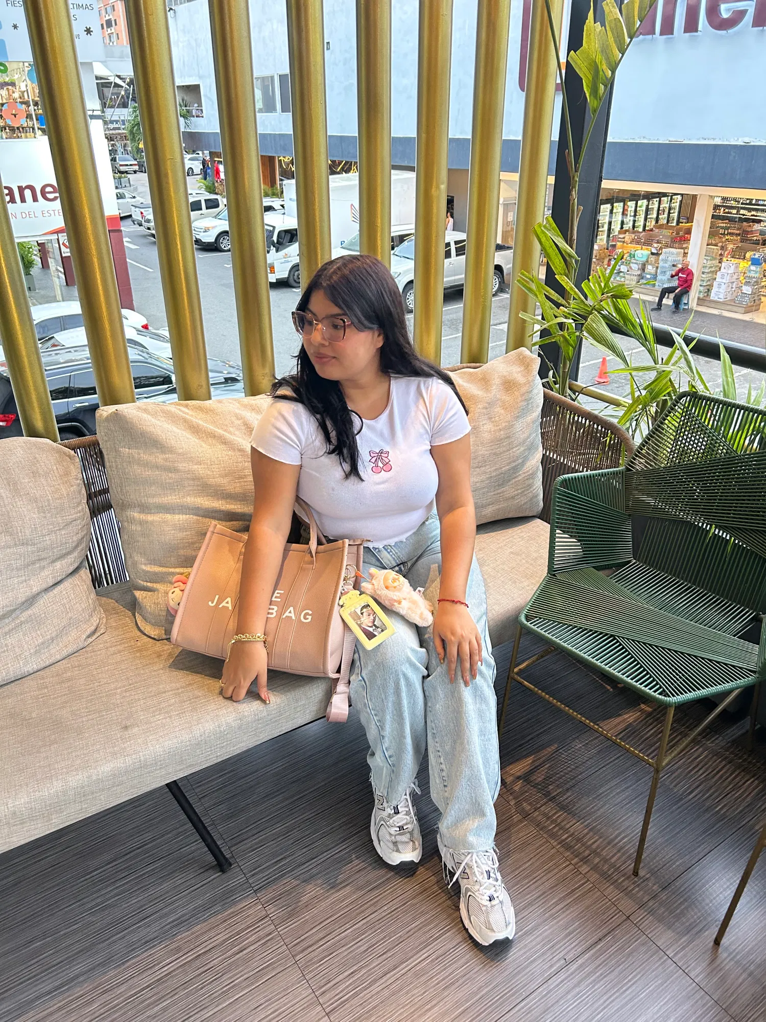 PFyvAZ8dLmguZqAr_IMG_2995.png