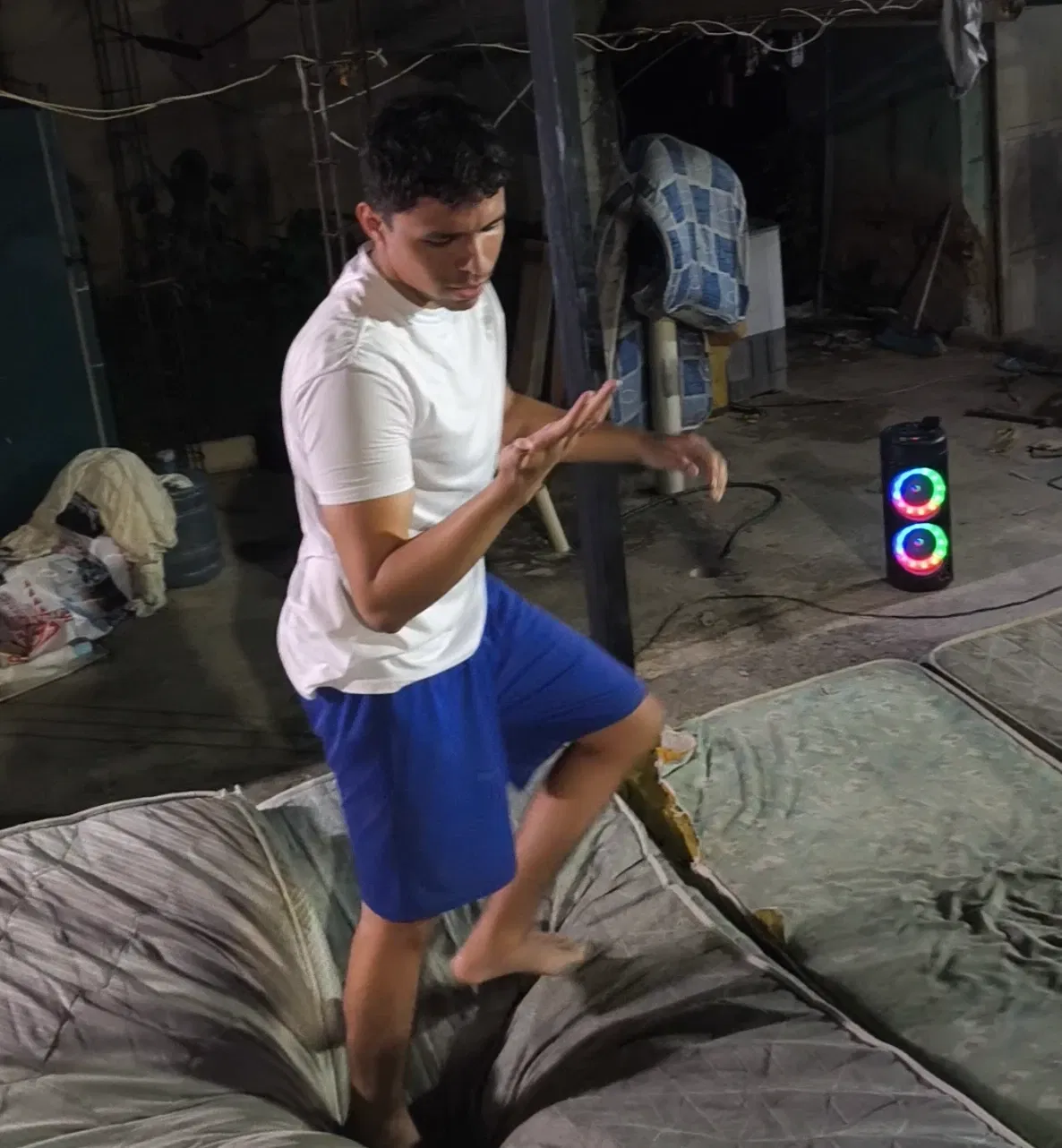 oX50wPaJx3TXcMqw_1001009136.webp