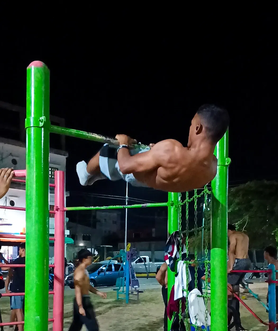 95AKZAAwxaDrWsit_1000411929.webp