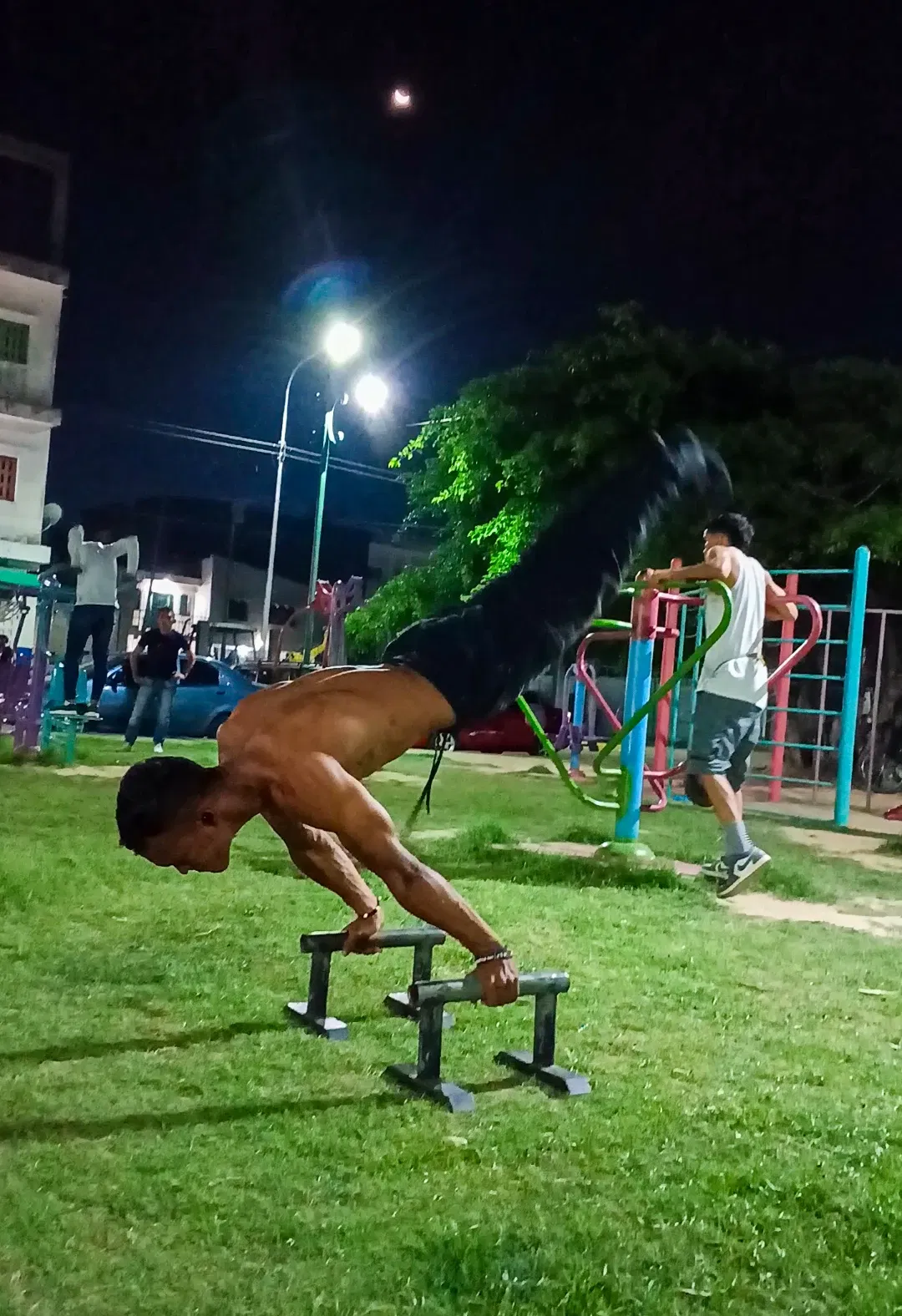CjnedYB8Ls6MrWDC_1000610343.webp