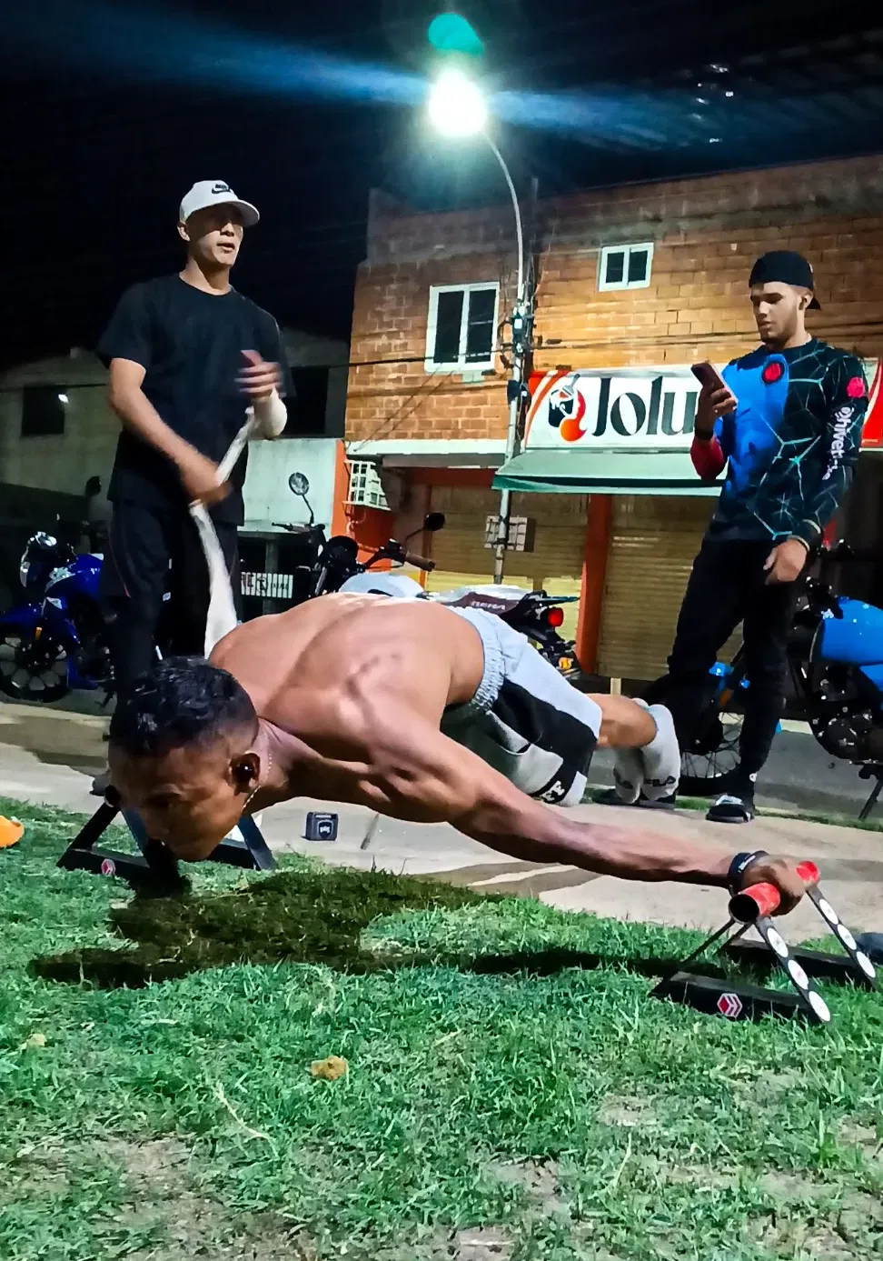 dYUjO5aFeRbHXalS_1000561649.webp