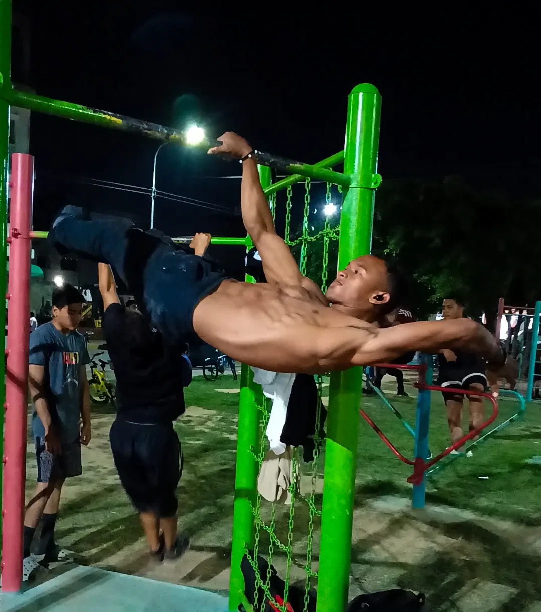 iKgHh2YolvjqISPd_1000610336.webp
