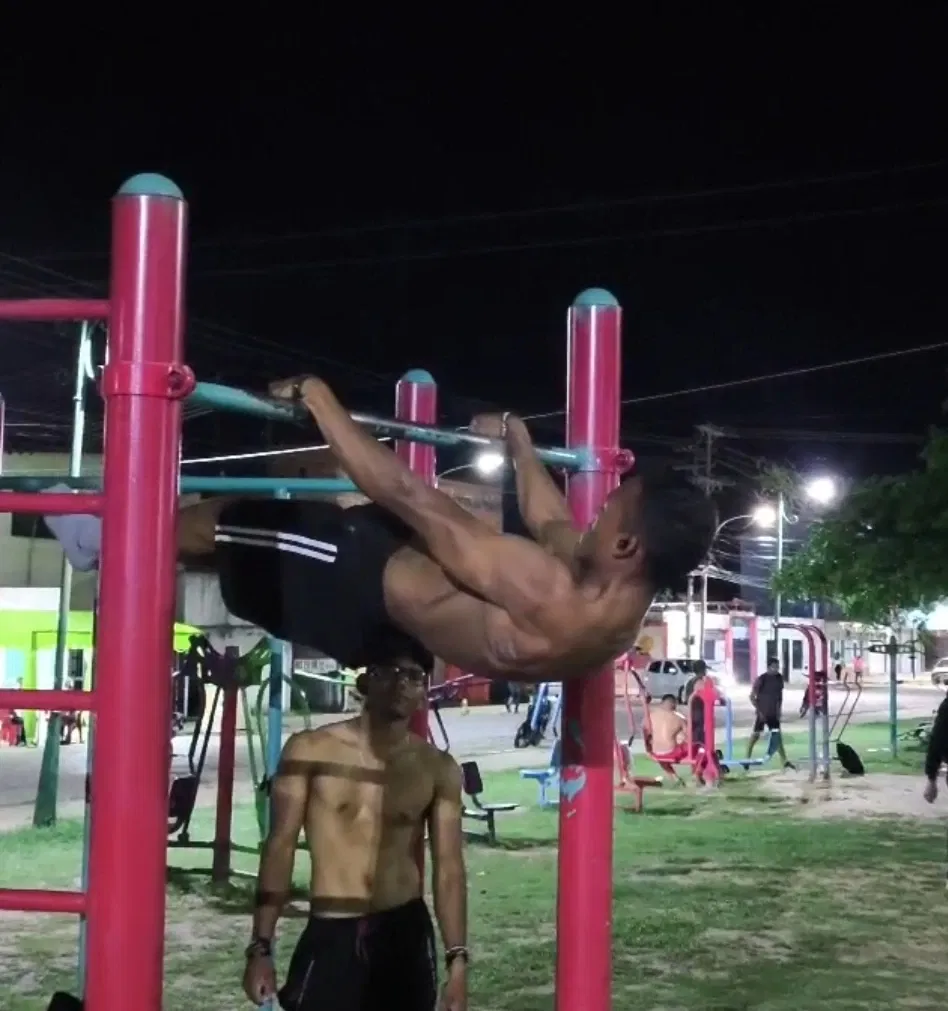 rzJvg6gXPPuSXzRN_1000736031.webp