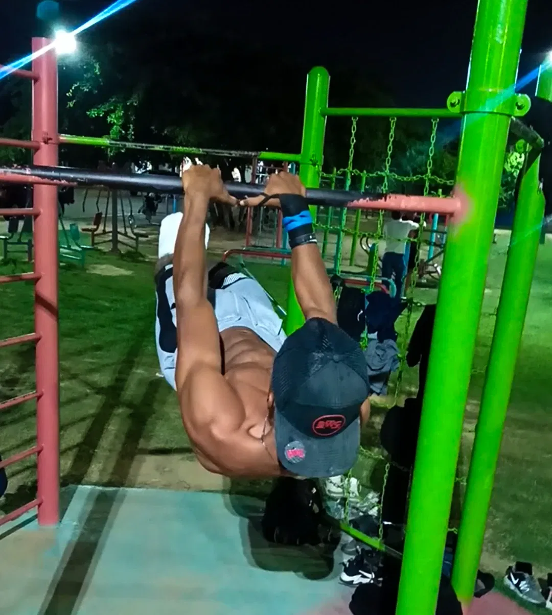 v7fn2npEz4W2Rb51_1000663996.webp