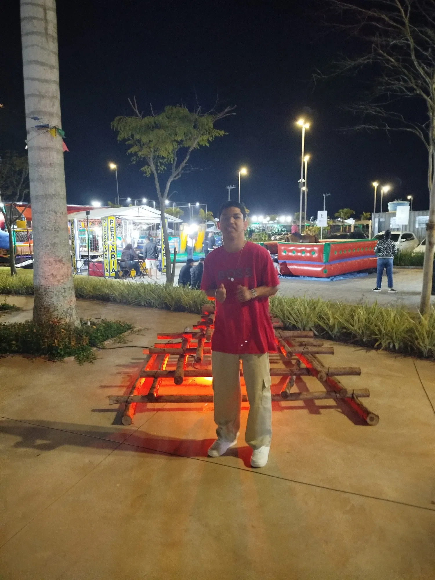 s5mBIBOxmIyx4cAV_1000112729.webp