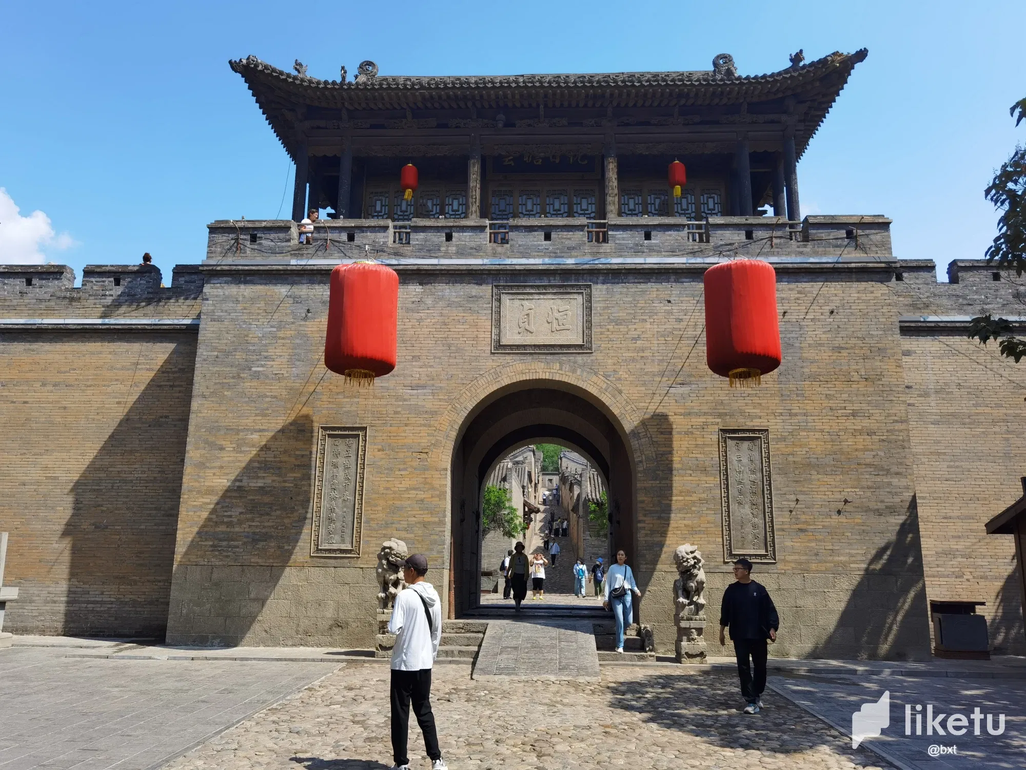 eXfxTadJ9JnPSssC_.webp