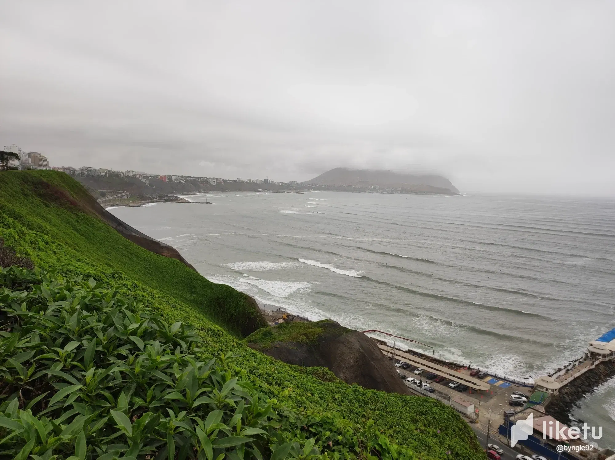 Miraflores, donde el mar y la ciudad se abrazan