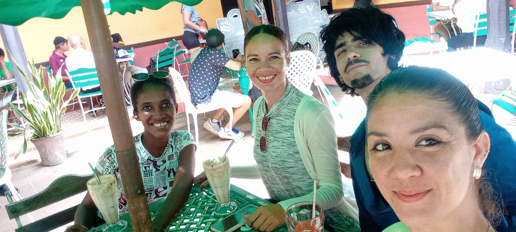 wfRzqHCSYz93KW9X_1001893191.webp