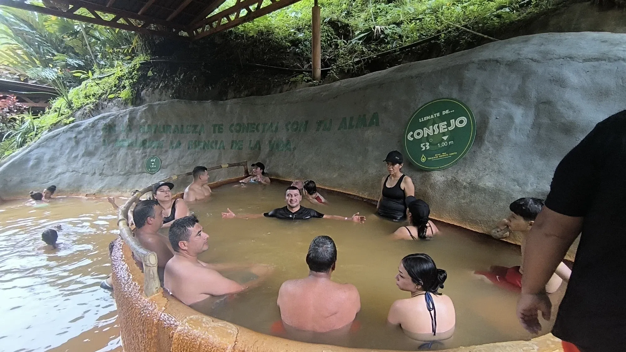 62l1CcZGJlGNiaV6_1000176330.webp