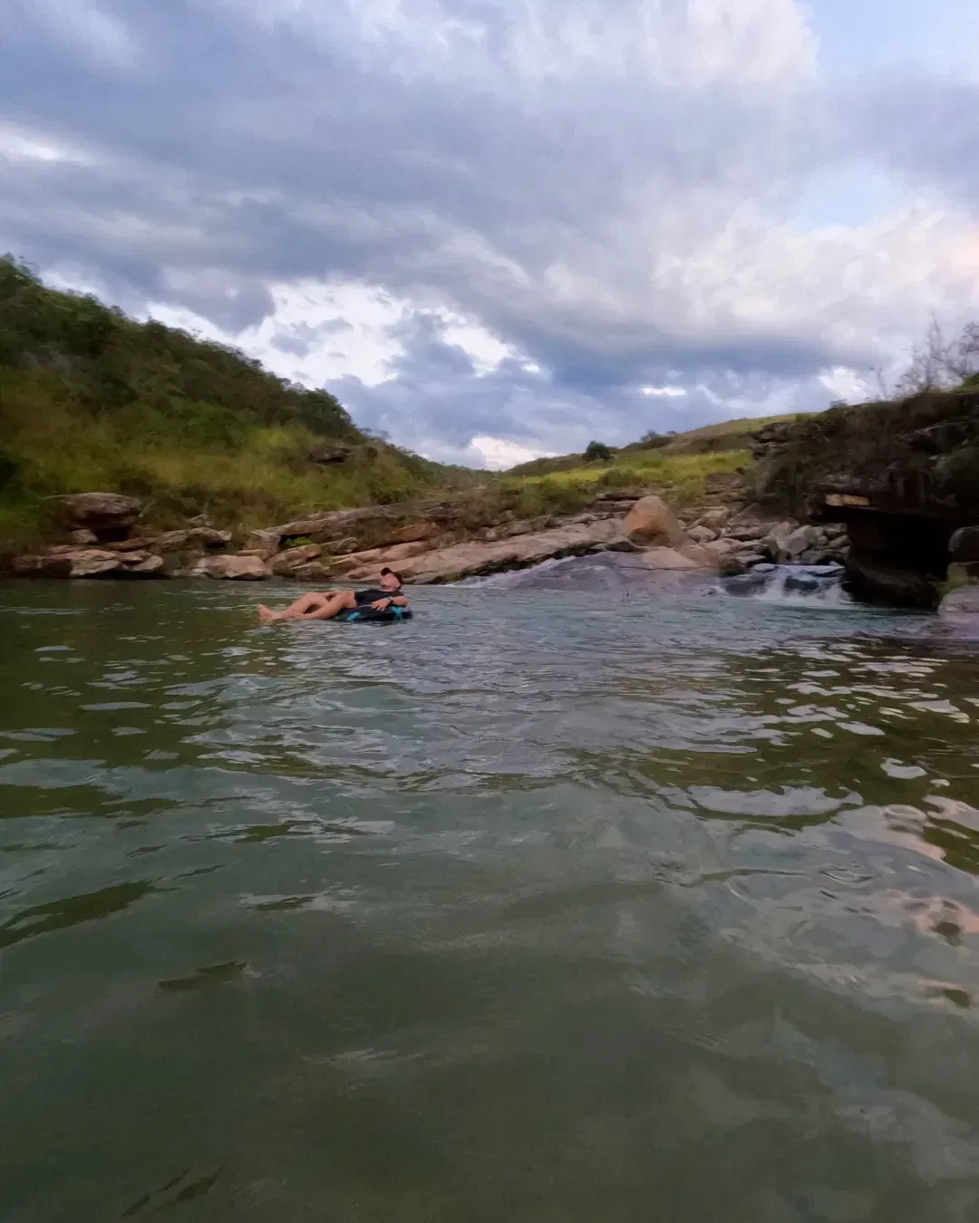 Pescaderito, gran río en Curiti (Esp/Eng)