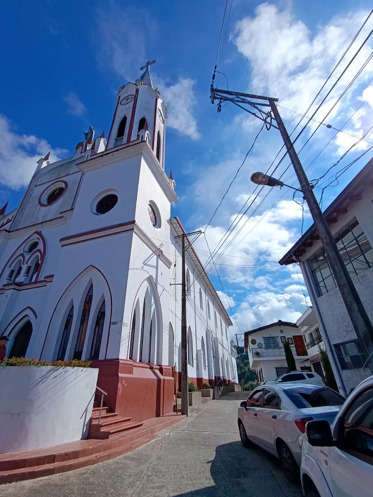 fj1LdCjSfVLulwNf_1000170110.webp