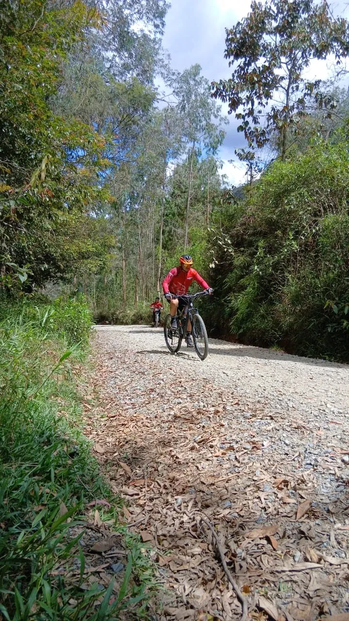 c4AxW0MItZ…
Payout: 0.000 HBDSolitude route along the Valeria/Ruta soledad por la Valeria (Eng/Esp)
2025-07-21 14:12<liketuimages> <center> ![jb98dITiKjfDf4ws_1000183754.webp