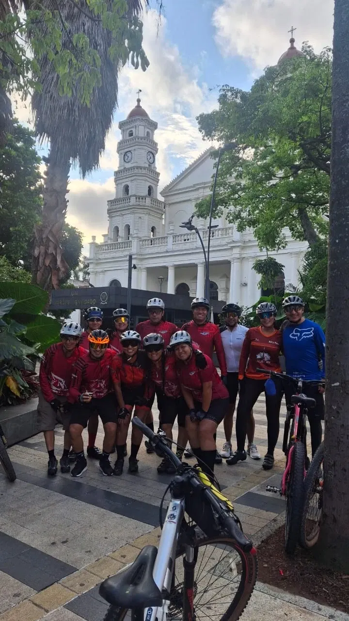 SeHcfHJTmy…
Payout: 0.000 HBDEnvigado-Rionegro route and brand new pullover/Ruta Envigado-Rionegro y estrenando jersey (Esp/Eng)
2025-07-07 23:41<liketuimages> <center> ![rKjGu7JHS1NYsPFy_1000182951.webp