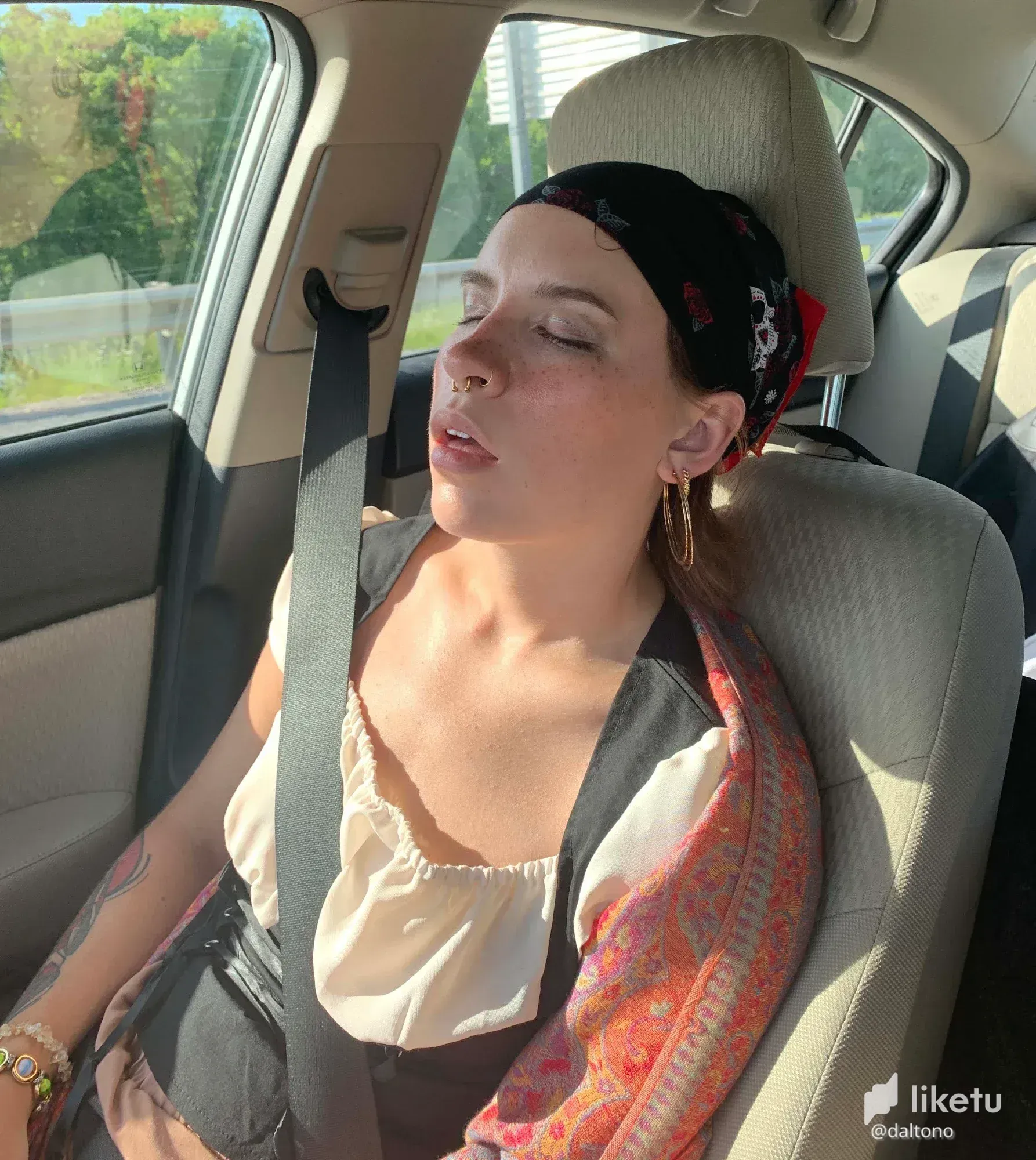 cl8fvycrw01dq1ckc506abzlz_sleepybaby.webp