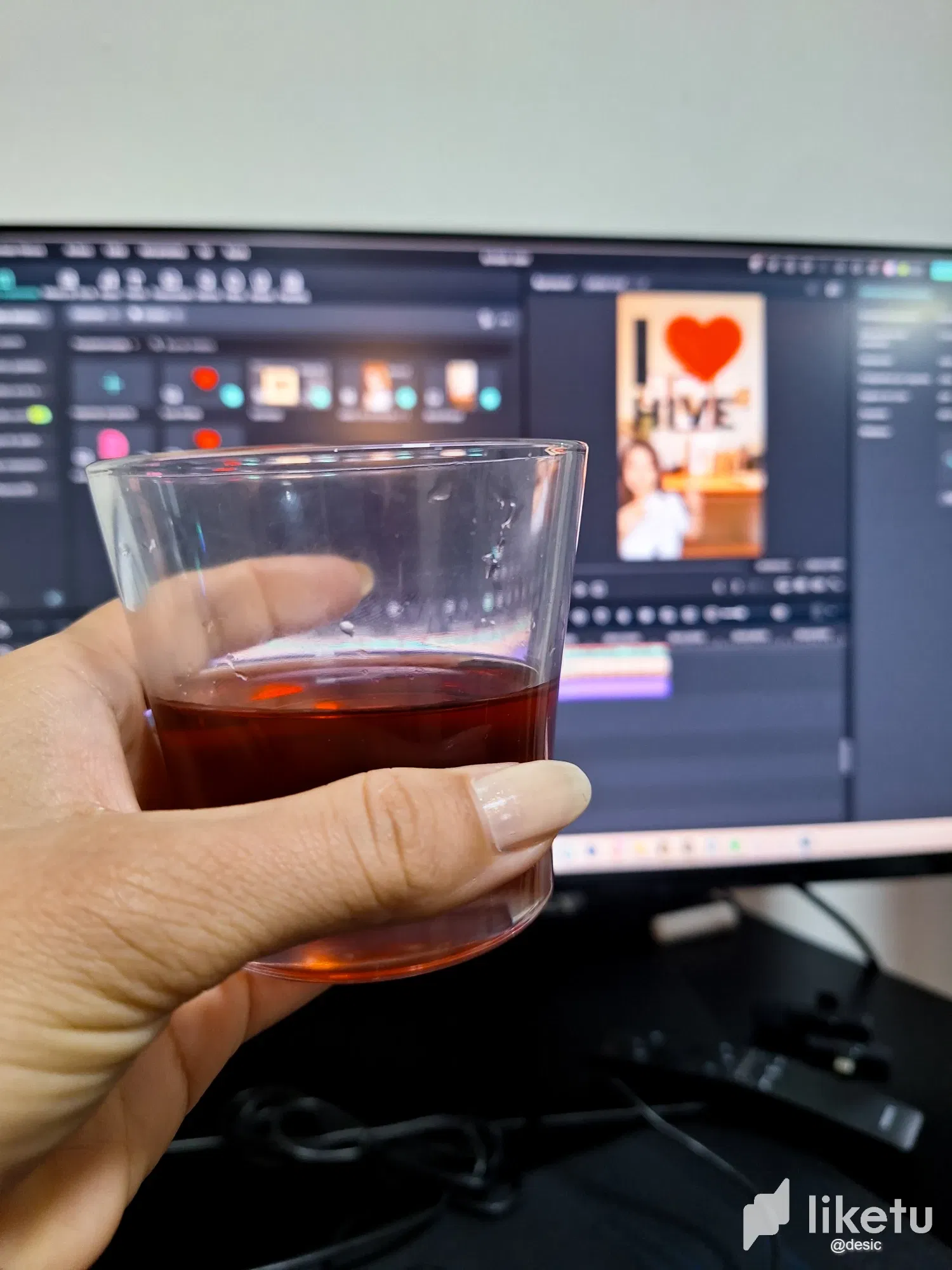 Behind-the-scenes photos during video recording