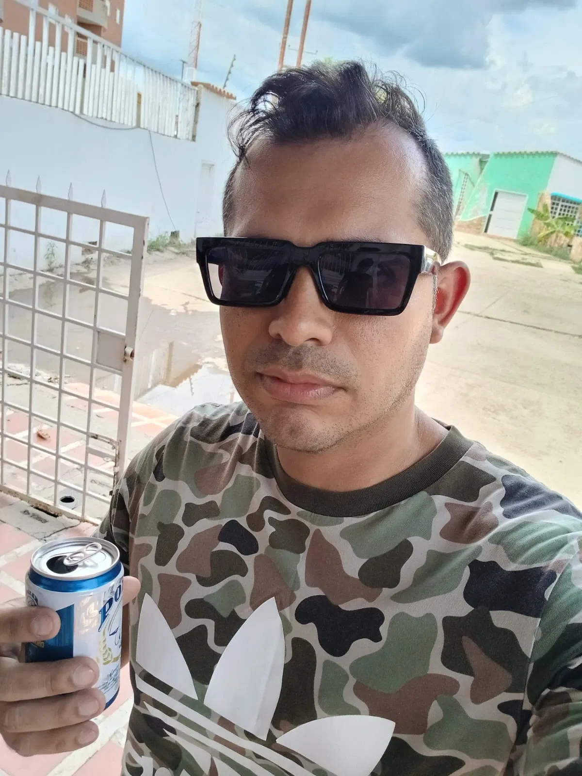 Ri5MNaFObv7Sr0px_parrilla4.webp