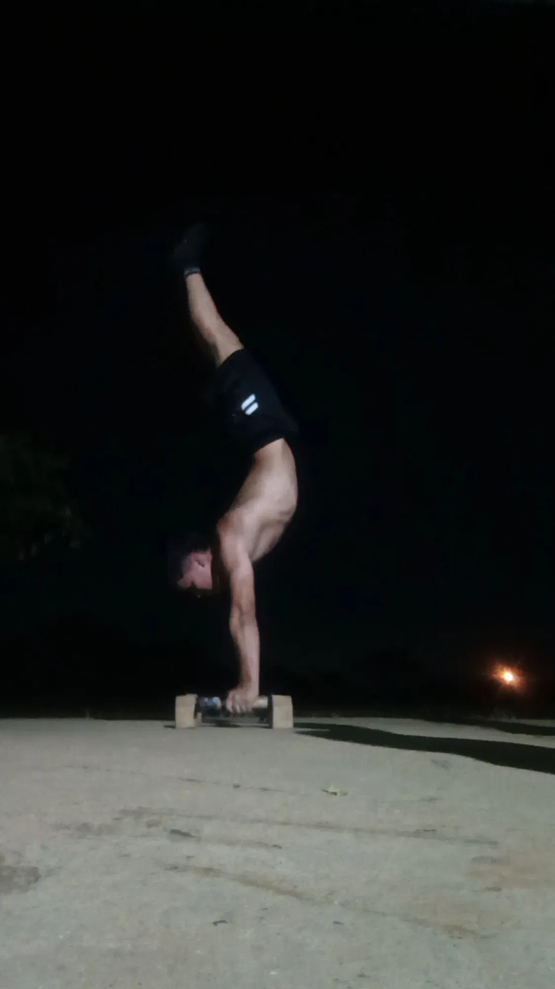 1Thzdjzdcr6vzd4B_1000633106.webp