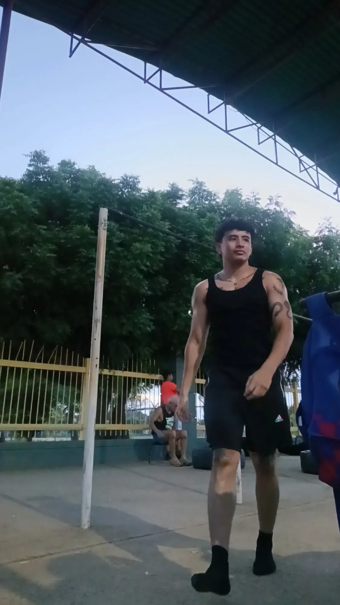 Uz6RWZWGKWkZBt0Y_1000631553.webp
