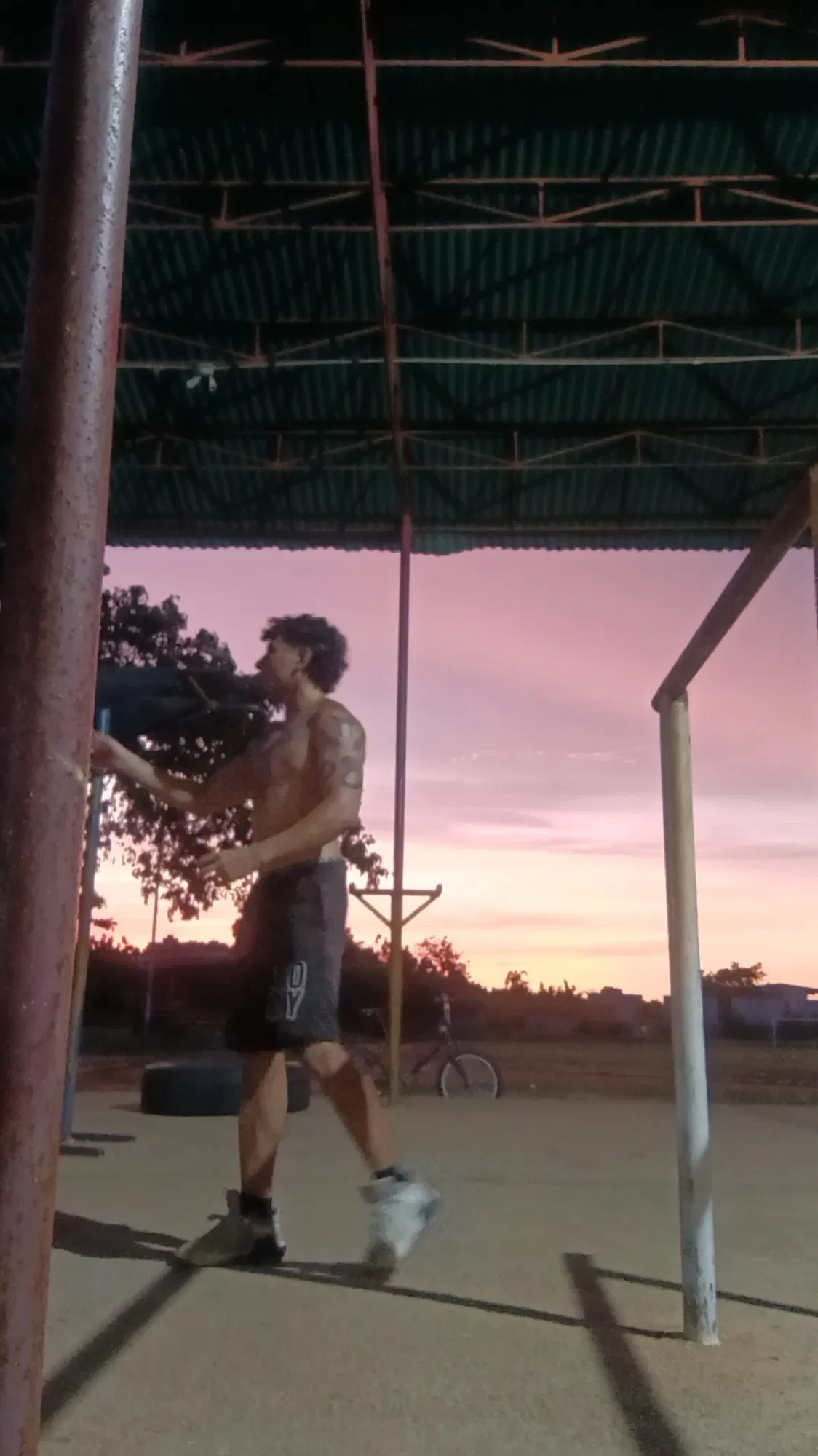 bVFLfMrlHe6y0xNP_1000591686.webp