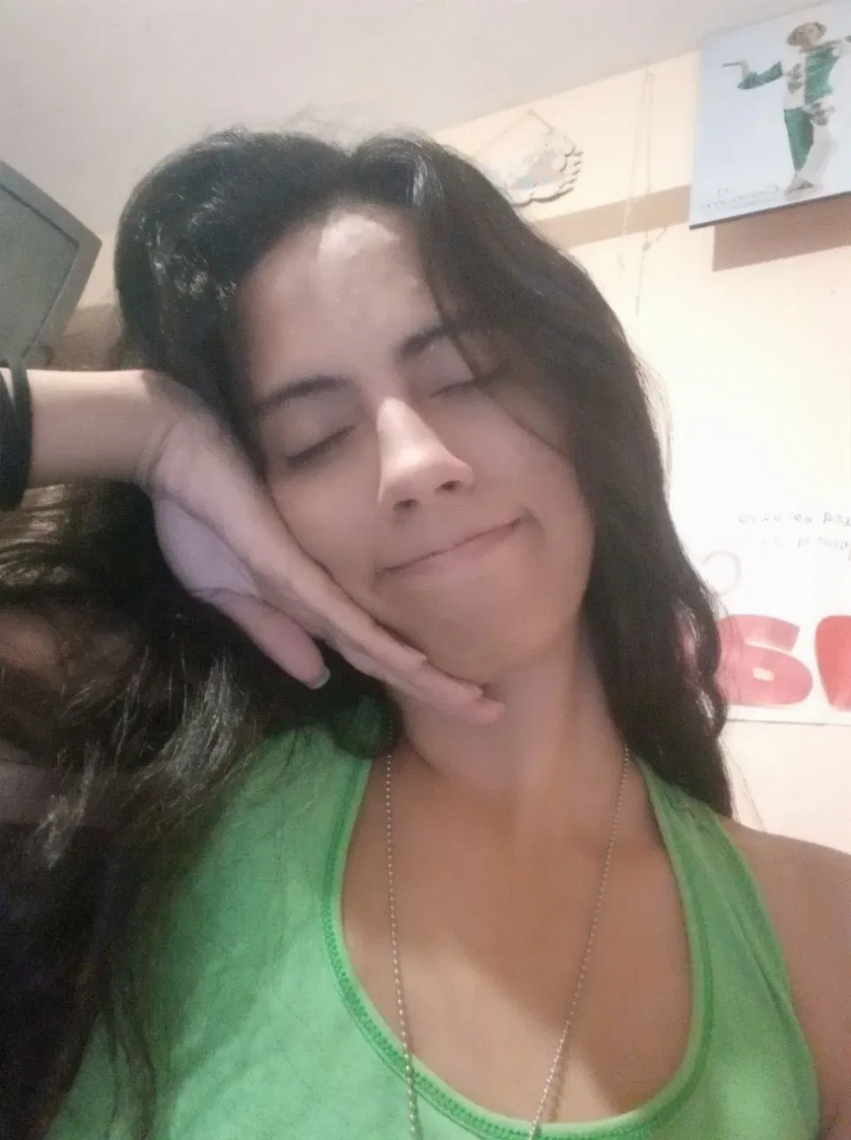 pGyq6aG3CVlBSg5x_1000089137.webp