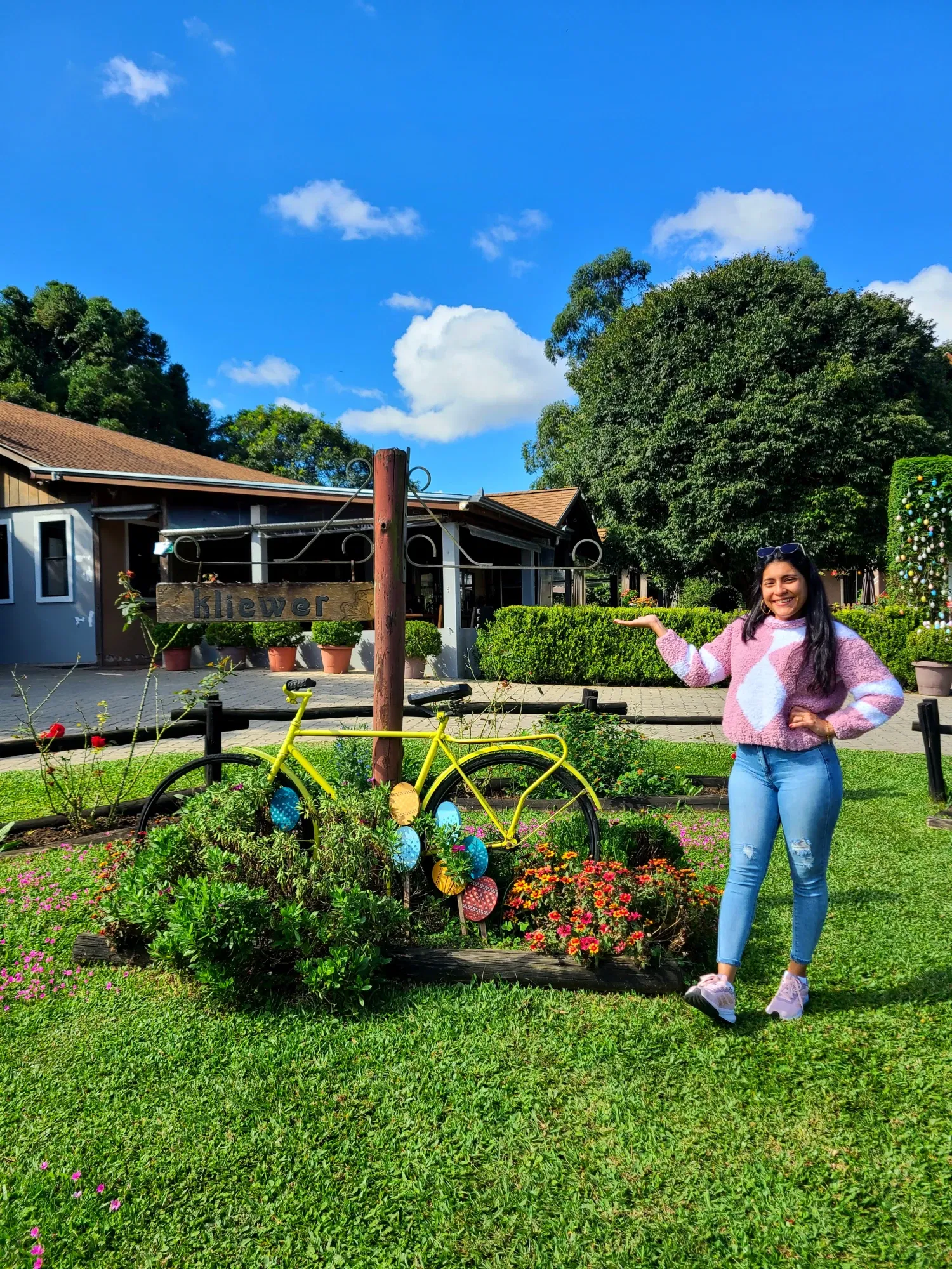 nNQ4Grt2dNoOv…
Payout: 0.000 HBDTABENNE: Cheesecake + Bolo de Requeson. 🍰🍒🍓
2025-10-26 22:24<div class="text-justify"> Hello my dear and beautiful community 🍒 I hope today is a wonderful day full of good things. Today was a day of rest and time as a couple ❤️ so we went …
Payout: 0.000 HBDKliewer. 🚲🌺
2025-10-23 10:40<liketuimages> <center> ![Y2IveDECQMKLUNty_20250417_142641.webp