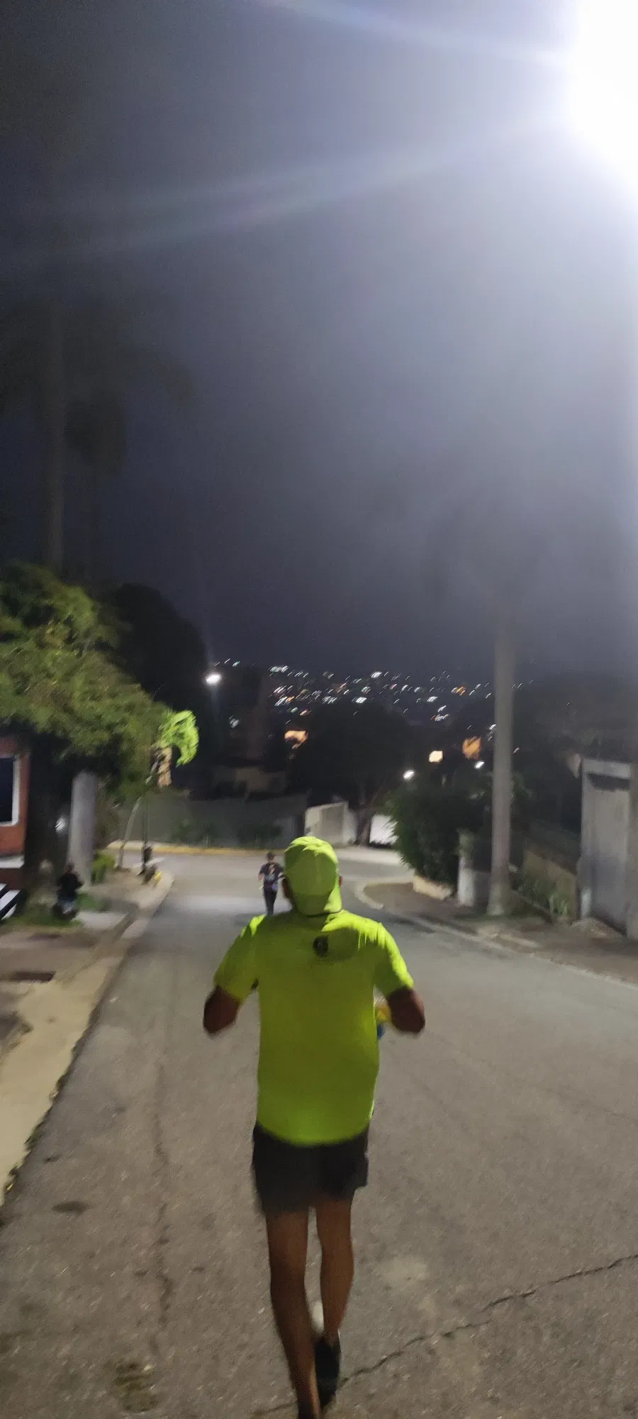 6CK4eUOgcmEPjViL_1000327249.webp