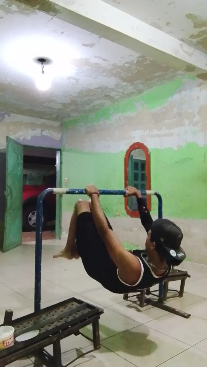 bkW1SqzJ2SKoWURq_37942.webp