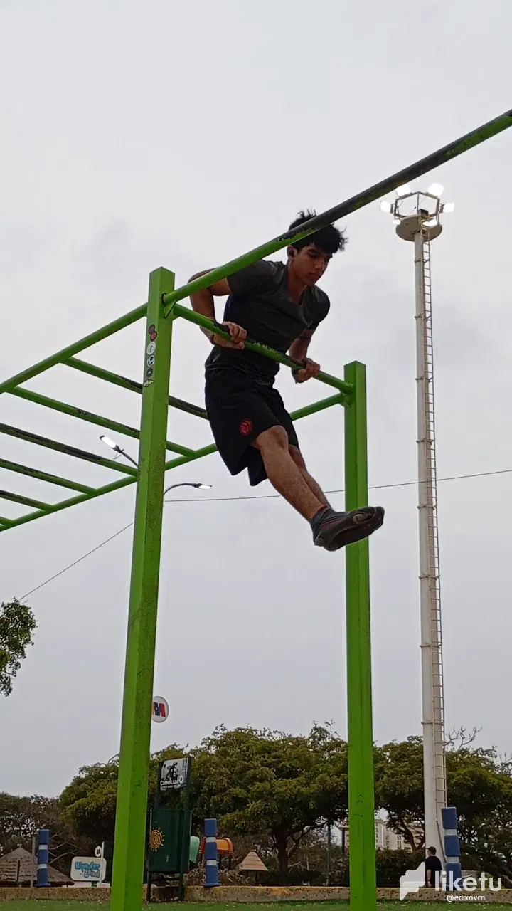 clvcnt6aa0008dqszcbwcbm9b_Screenshot_2024-04-20-08-51-43-217_com.miui.mediaviewer.webp