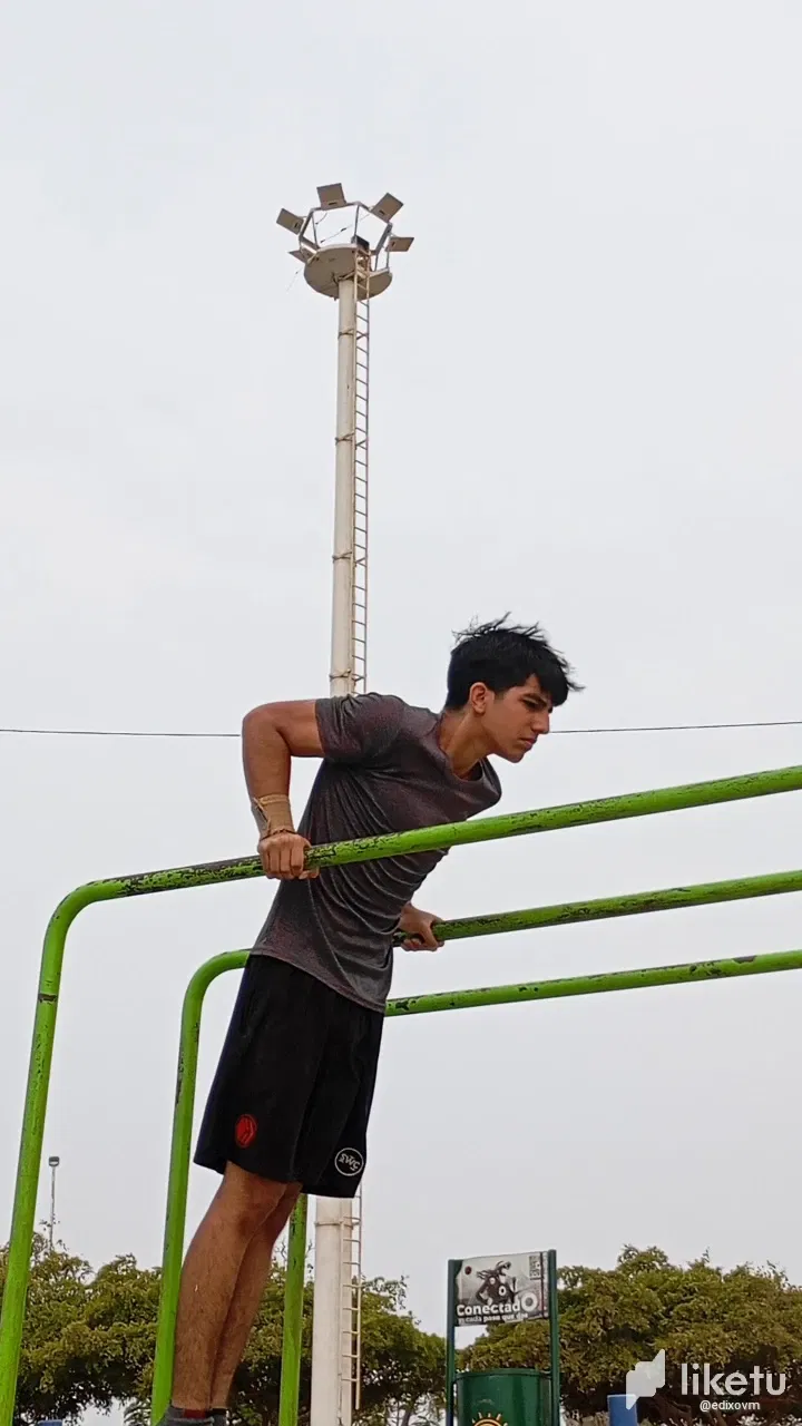 clvcnu0p4000216sz84cq8nv7_Screenshot_2024-04-20-08-58-53-835_com.miui.mediaviewer.webp