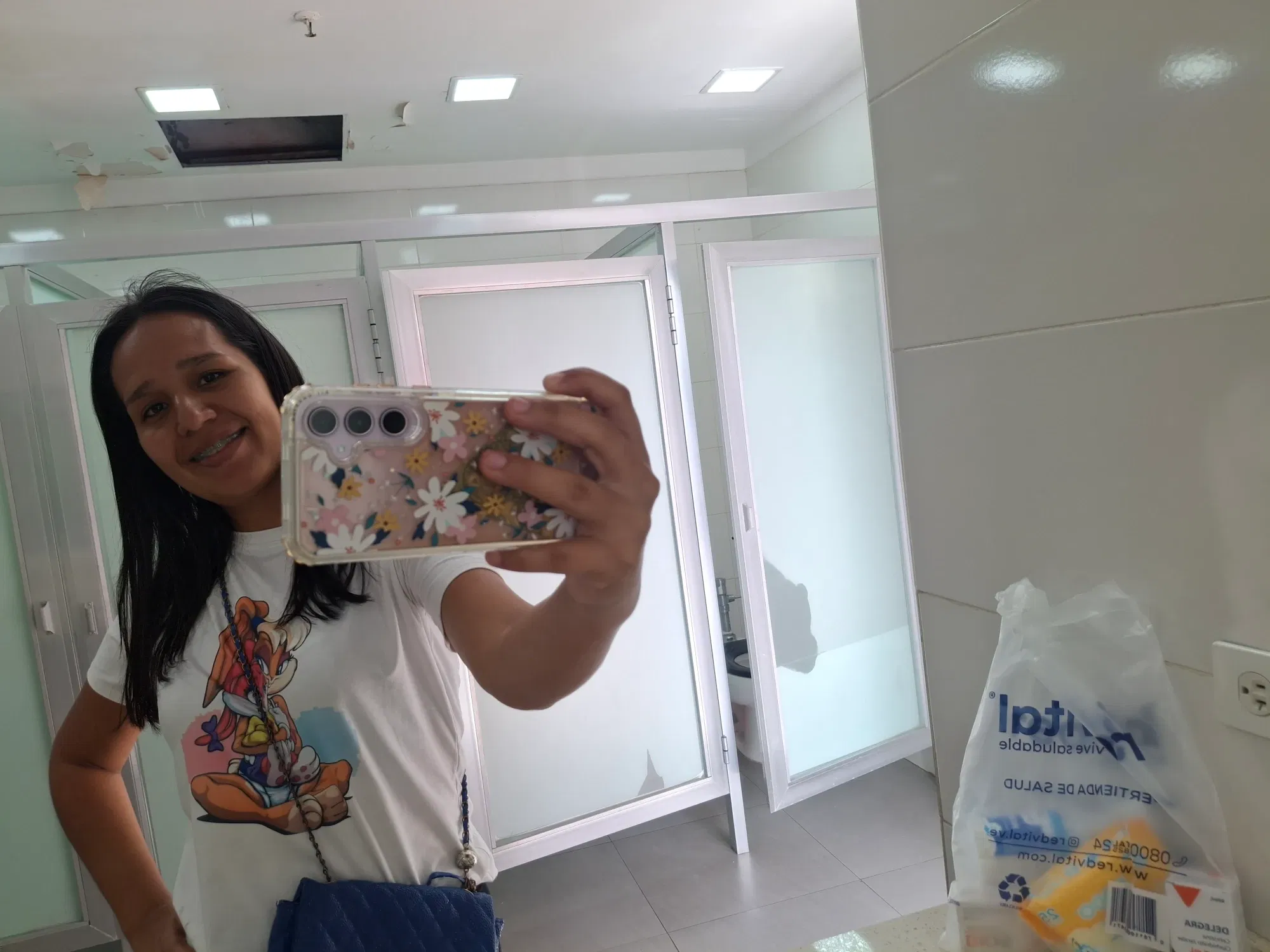 16hO8z0Wb37t3RLH_1000580175.webp