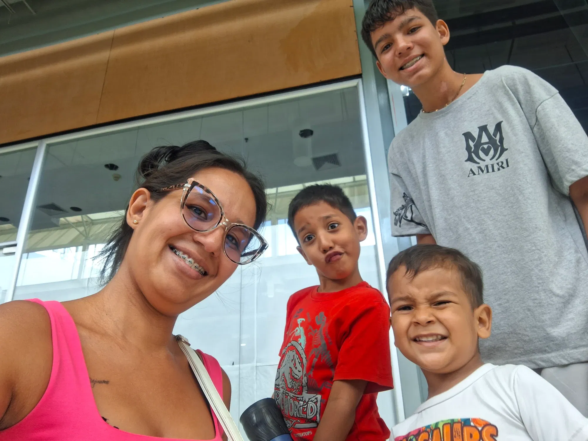 kqn5AcPYbZ…
Payout: 0.000 HBDMis niños mi mayor amor❤️
2025-08-10 03:05<liketuimages> <center> ![1sWxDKacyaVeZ6vw_1000480059.webp