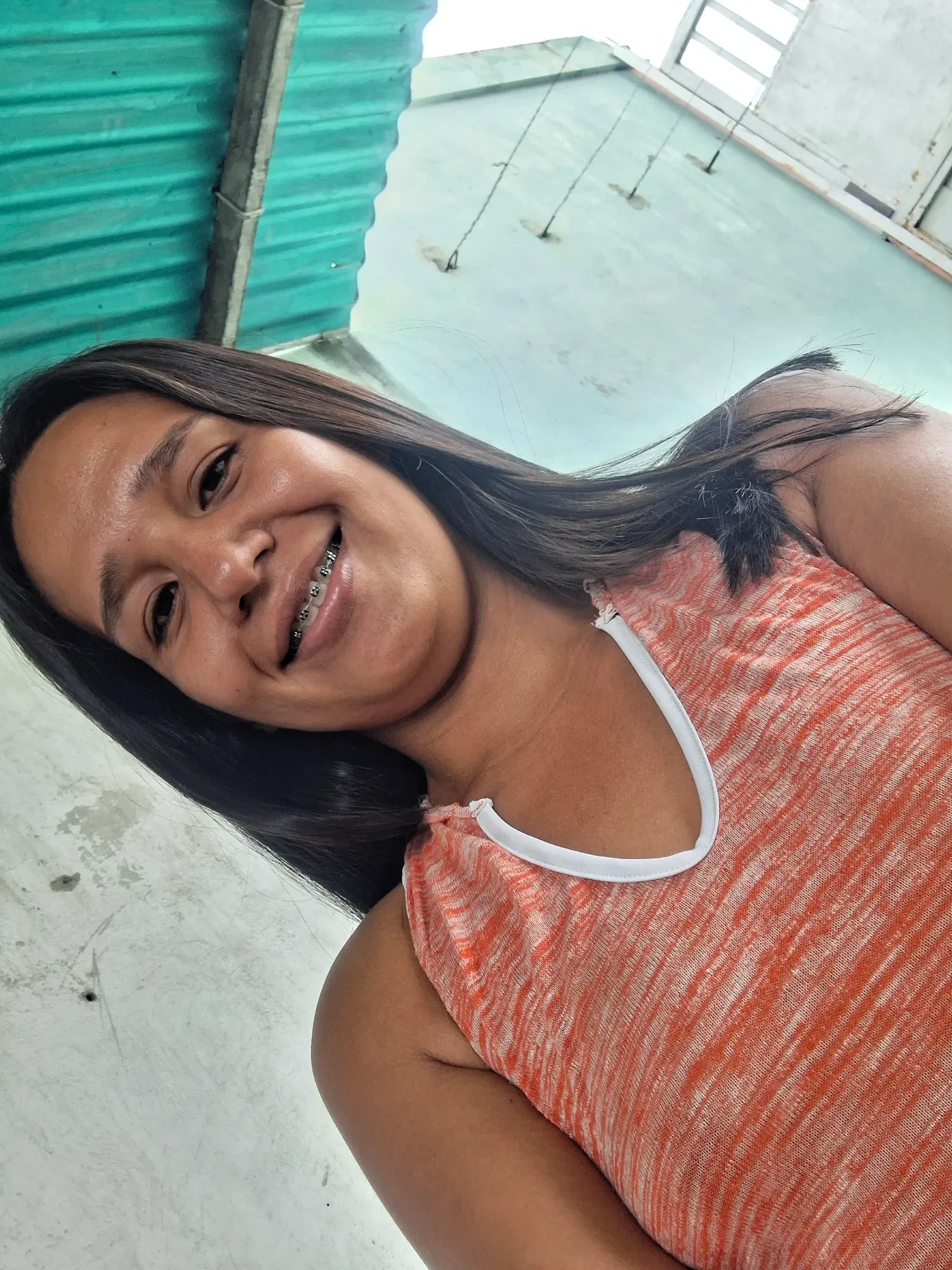8l6ElgwEUQslNViN_1000505992.webp