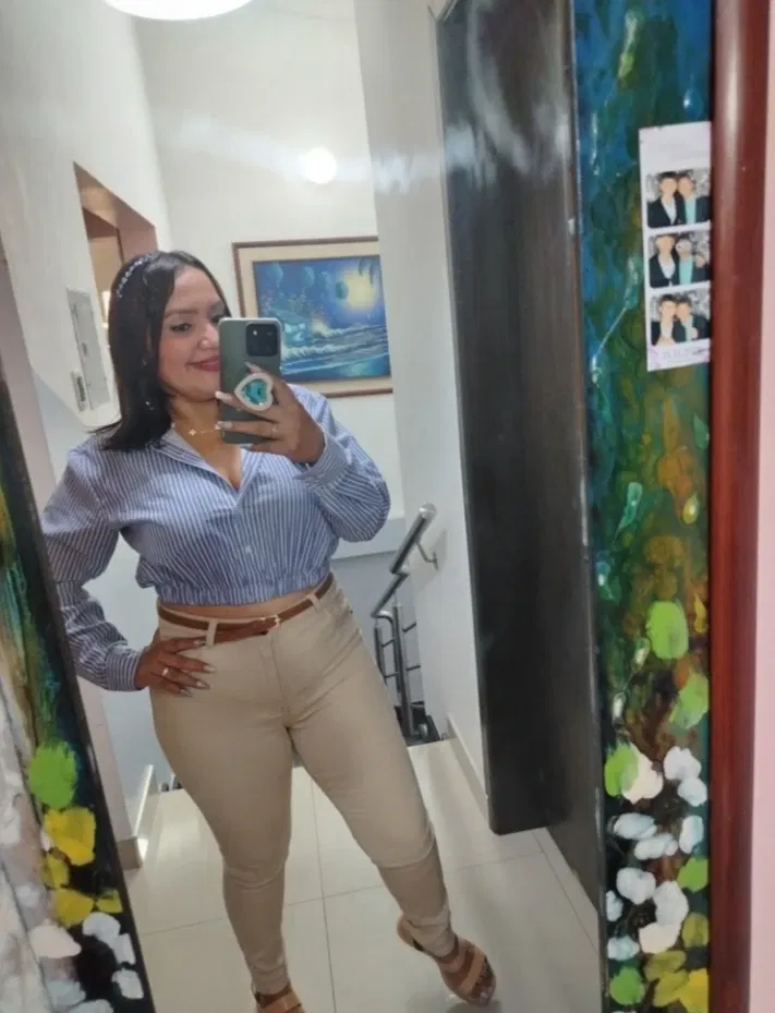 KVbyS7xbC7jdVNEX_1000264932.webp